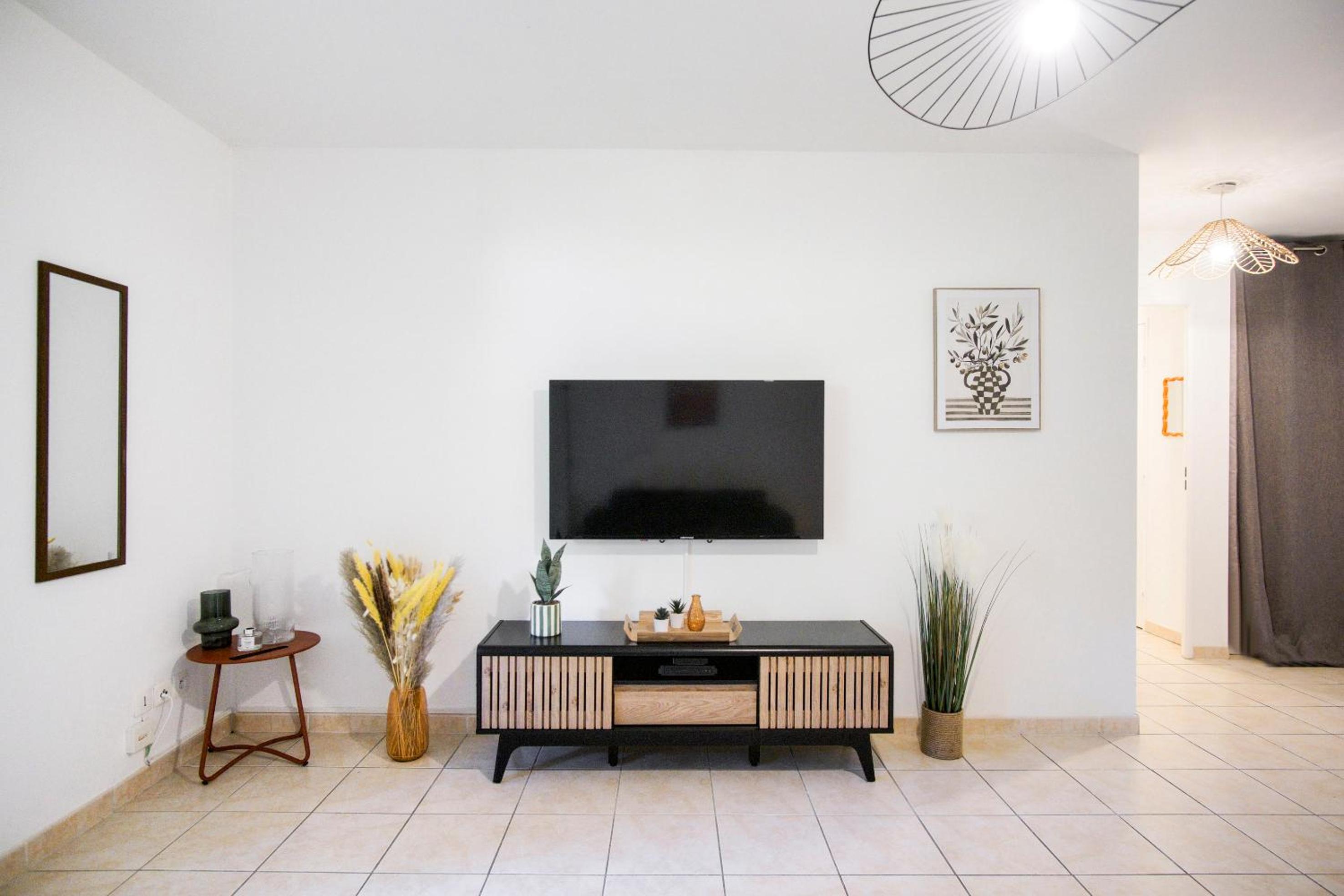 T2 cosy avec jardin & parking gratuit - Quartier Beauregard