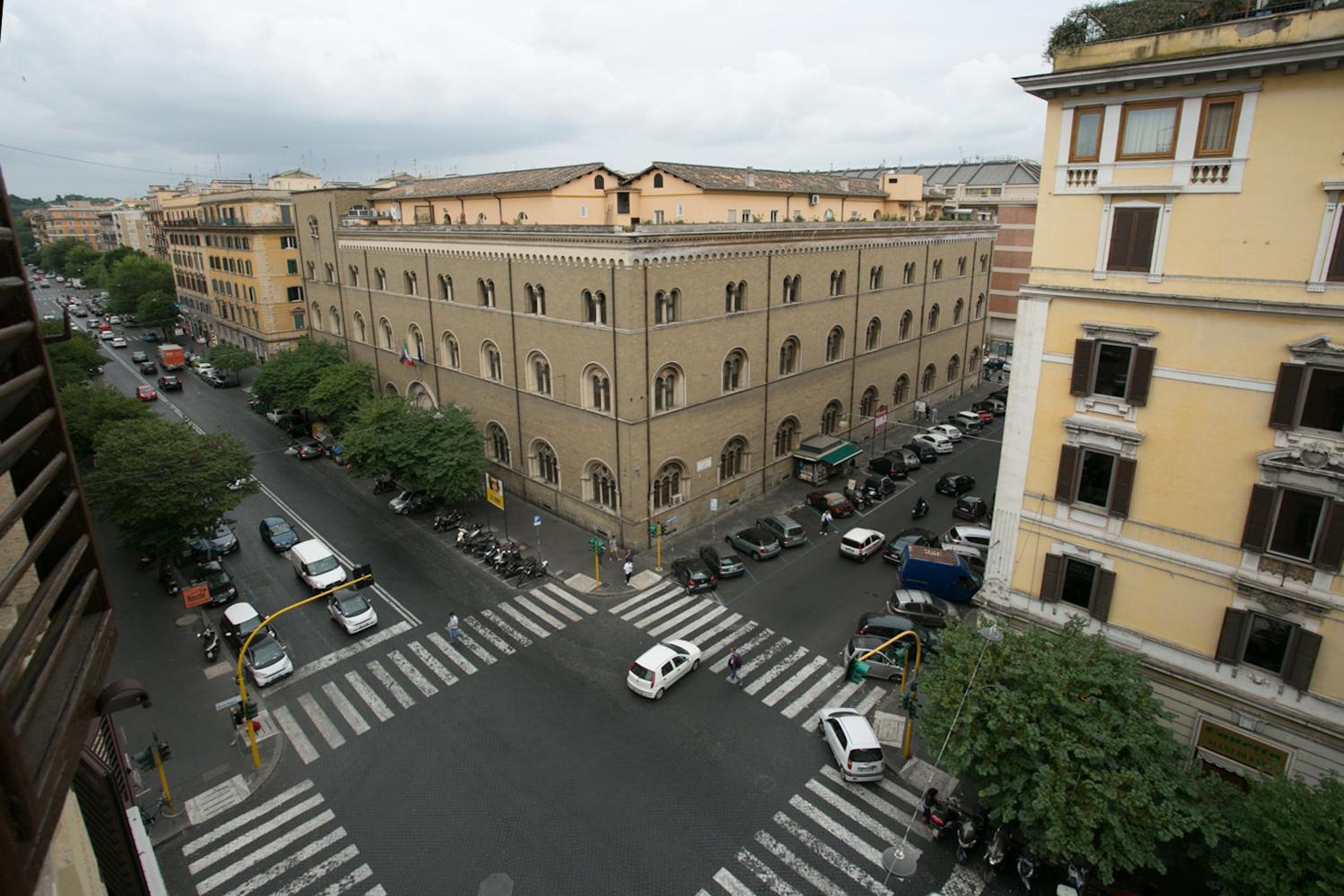 Apartment near the Vatican
