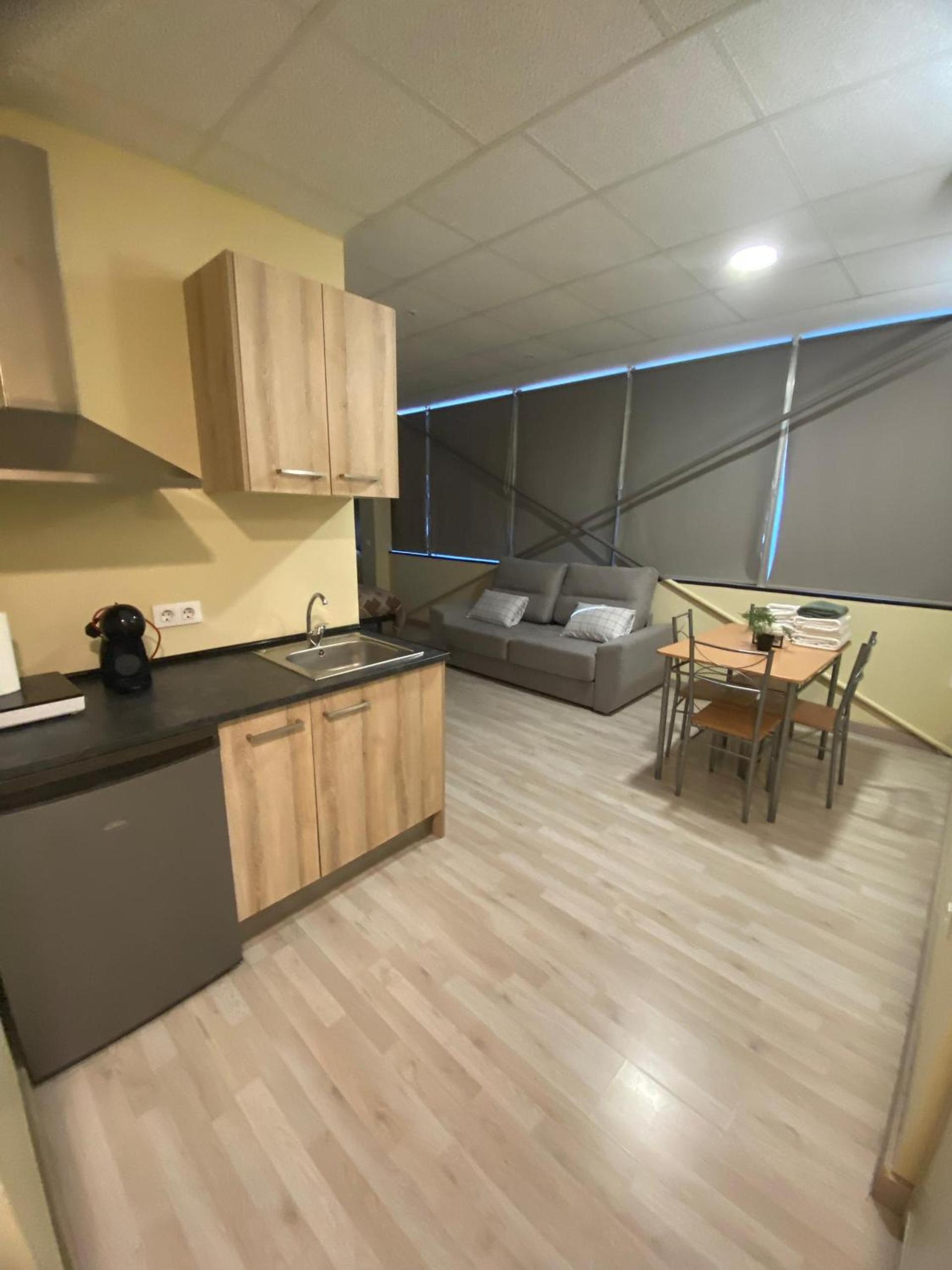 Estudios 85 - Cerca de Madrid, Toledo y Parque Warner