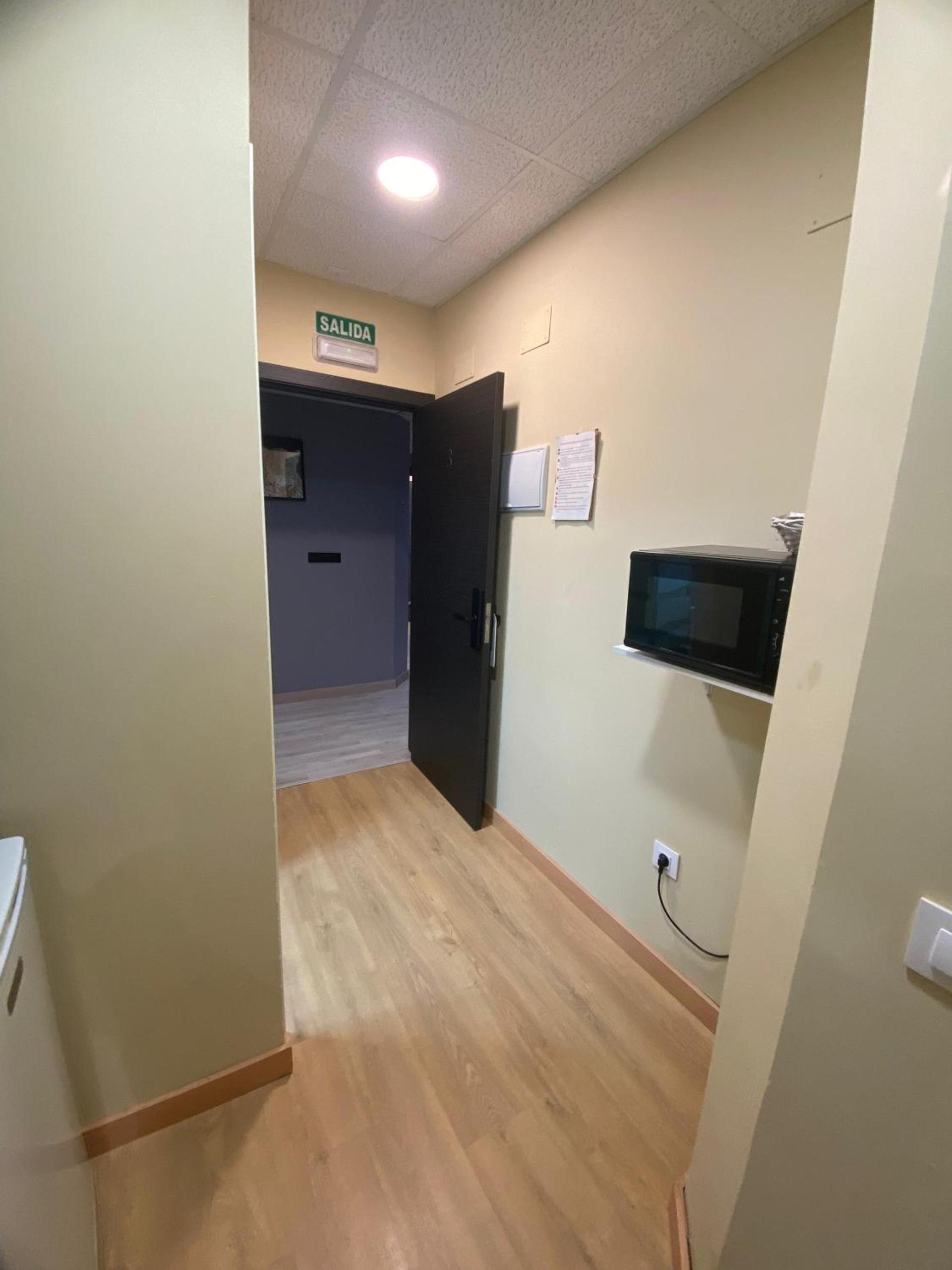 Estudios 85 - Cerca de Madrid, Toledo y Parque Warner