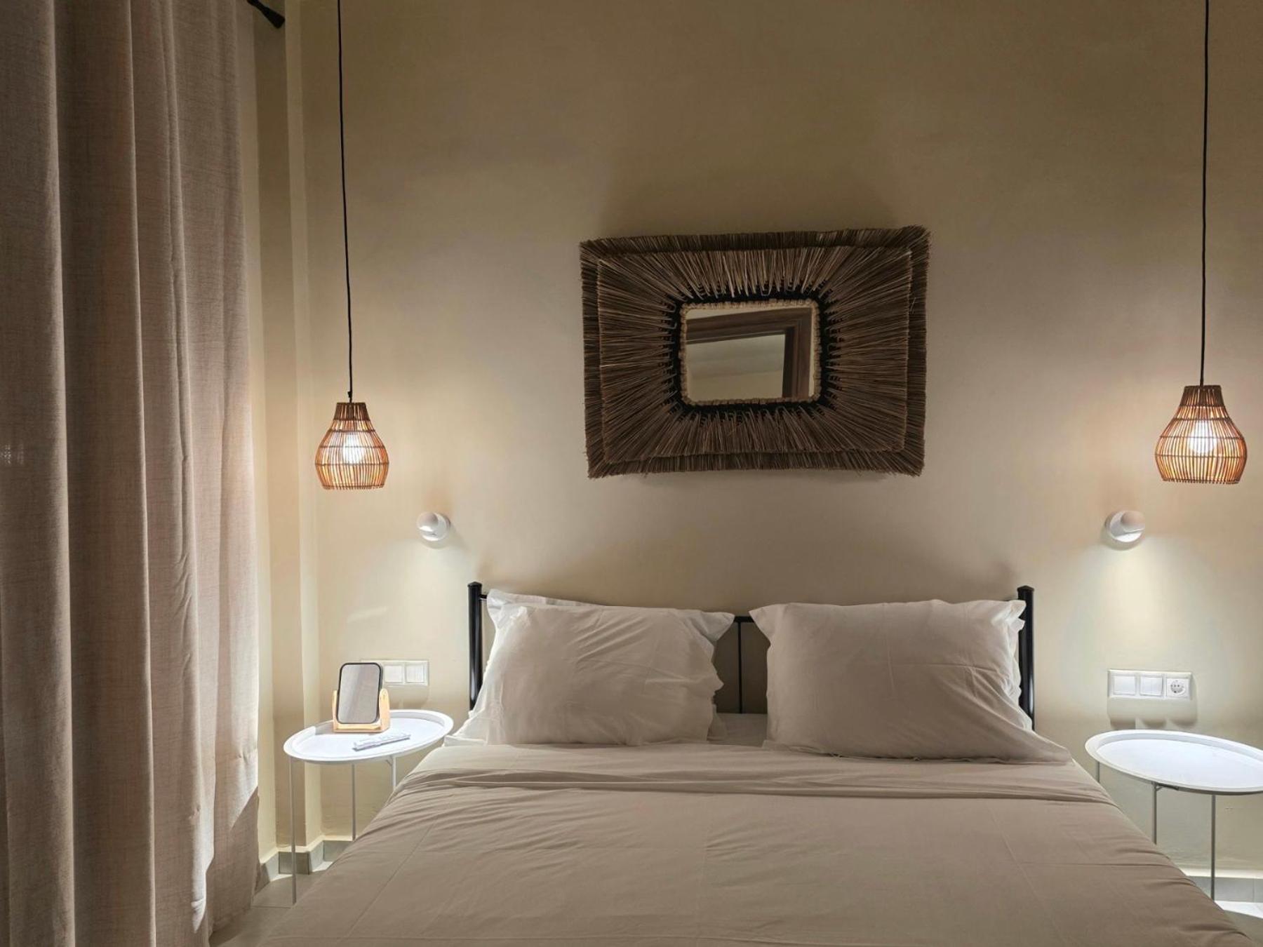Romantic Pool Suite with Sea View Rastoni