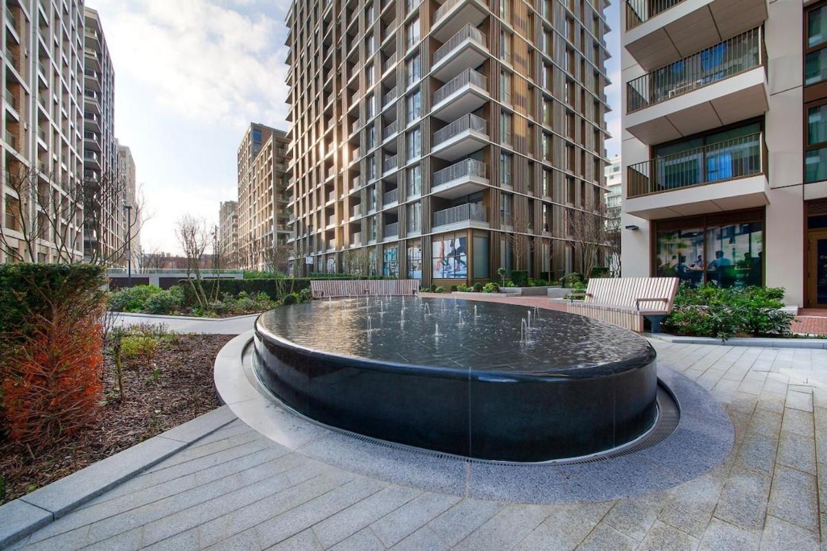 Stylish Chelsea 2BR - at BatterseaPS Shopping Mall, Family Friendly