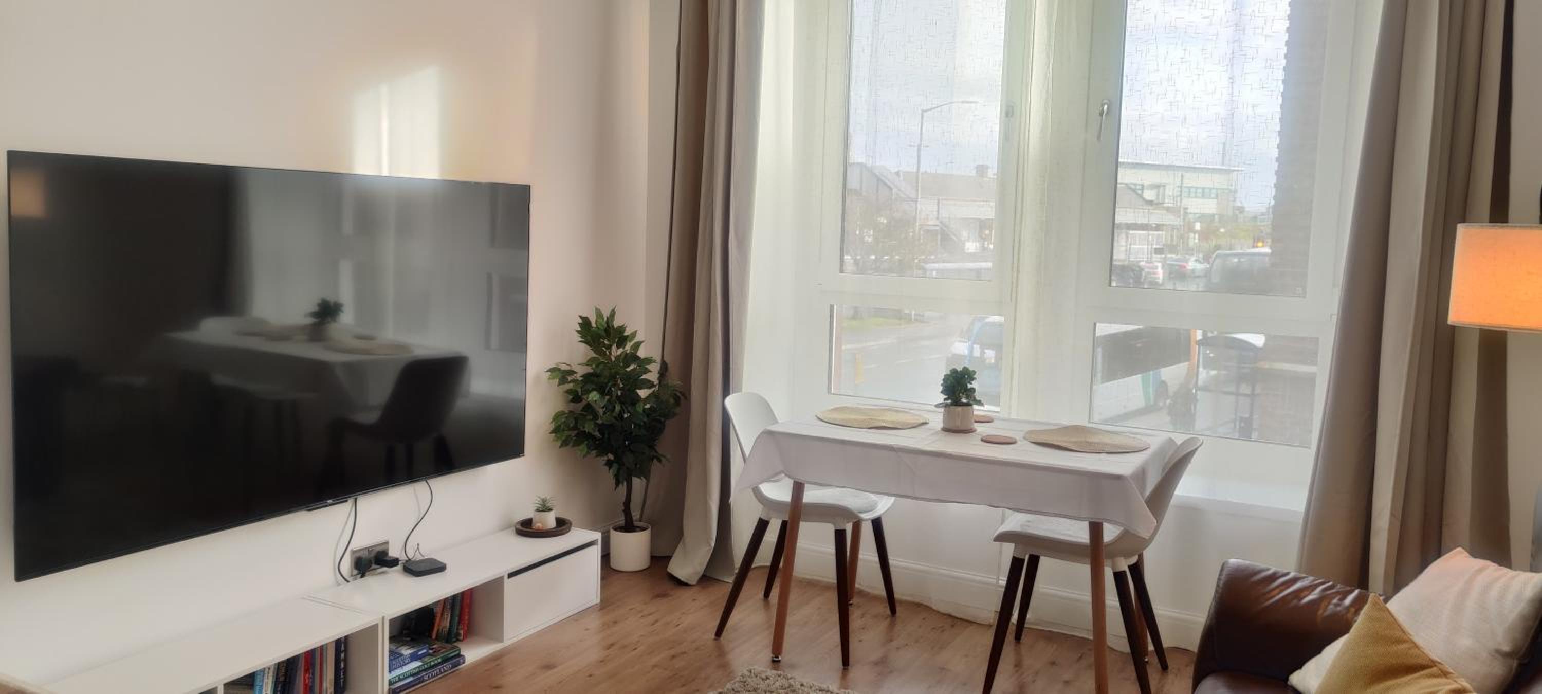 Central 1-bed flat - Walk to shops, pubs and station