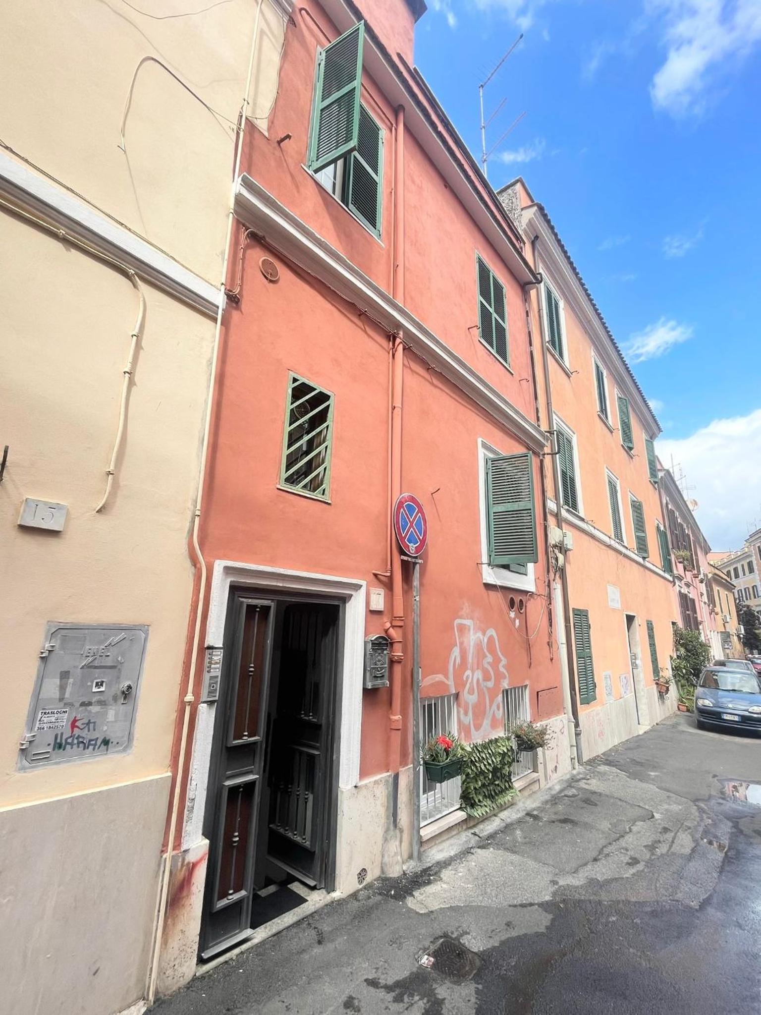 Vicolo 17