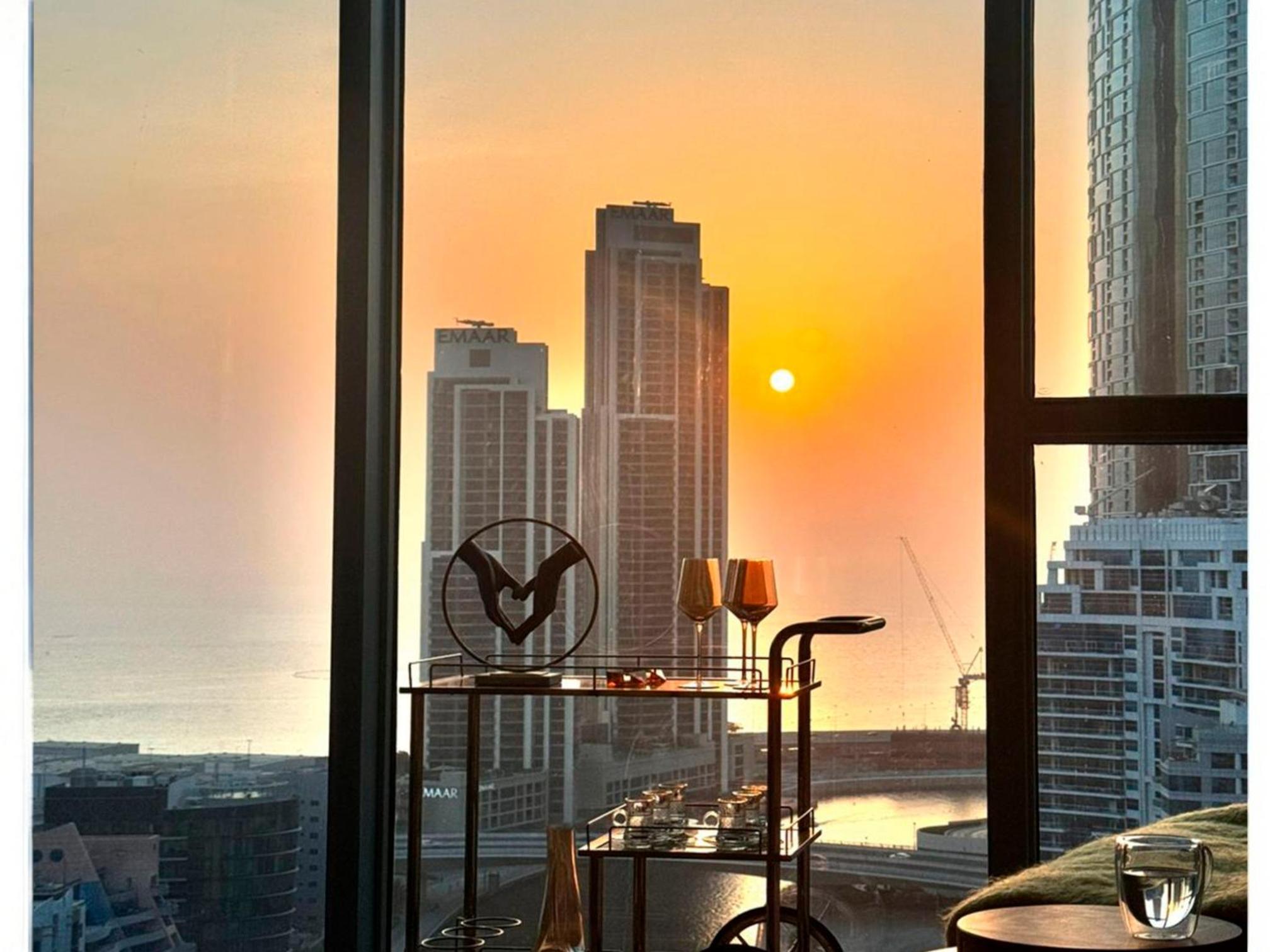 Deluxe Marina View 2BR - Stella Maris Retreat