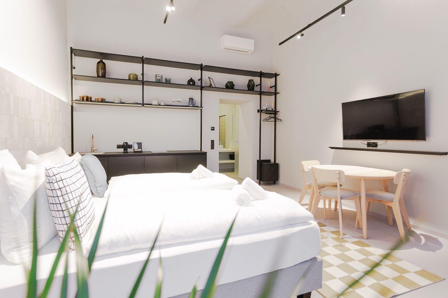 The Old Shops - Boutique Design Studios near Karlsplatz
