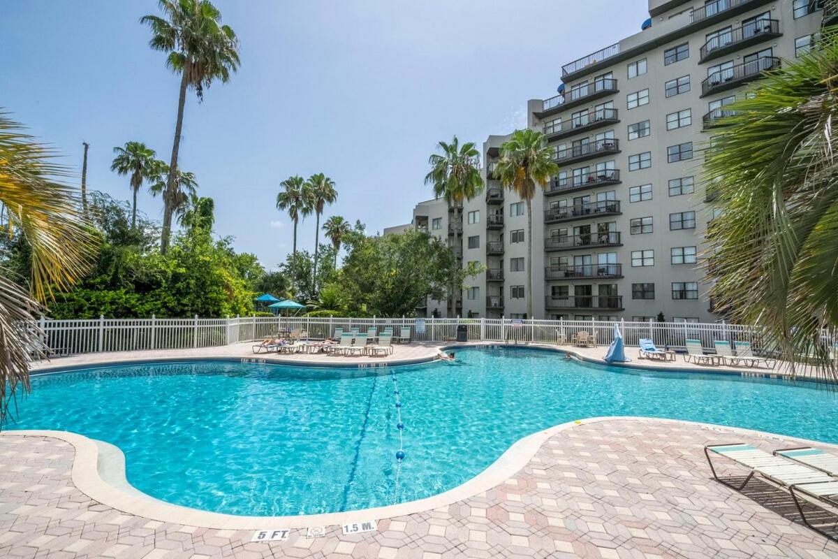 New Studio with Private Terrace and Volcano Bay view 5 min EPIC parking free