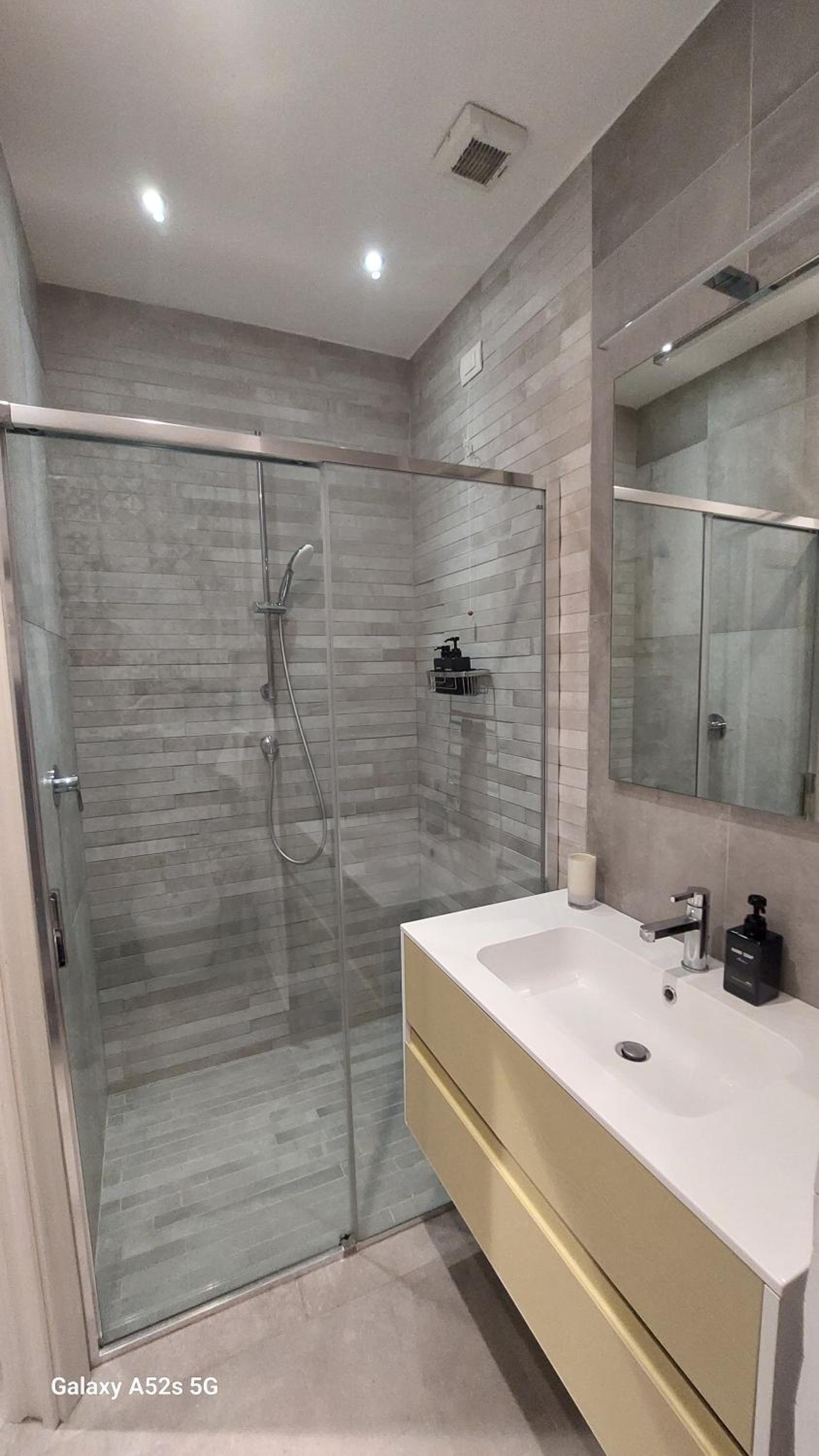 Large Apartment Città Studi Milano