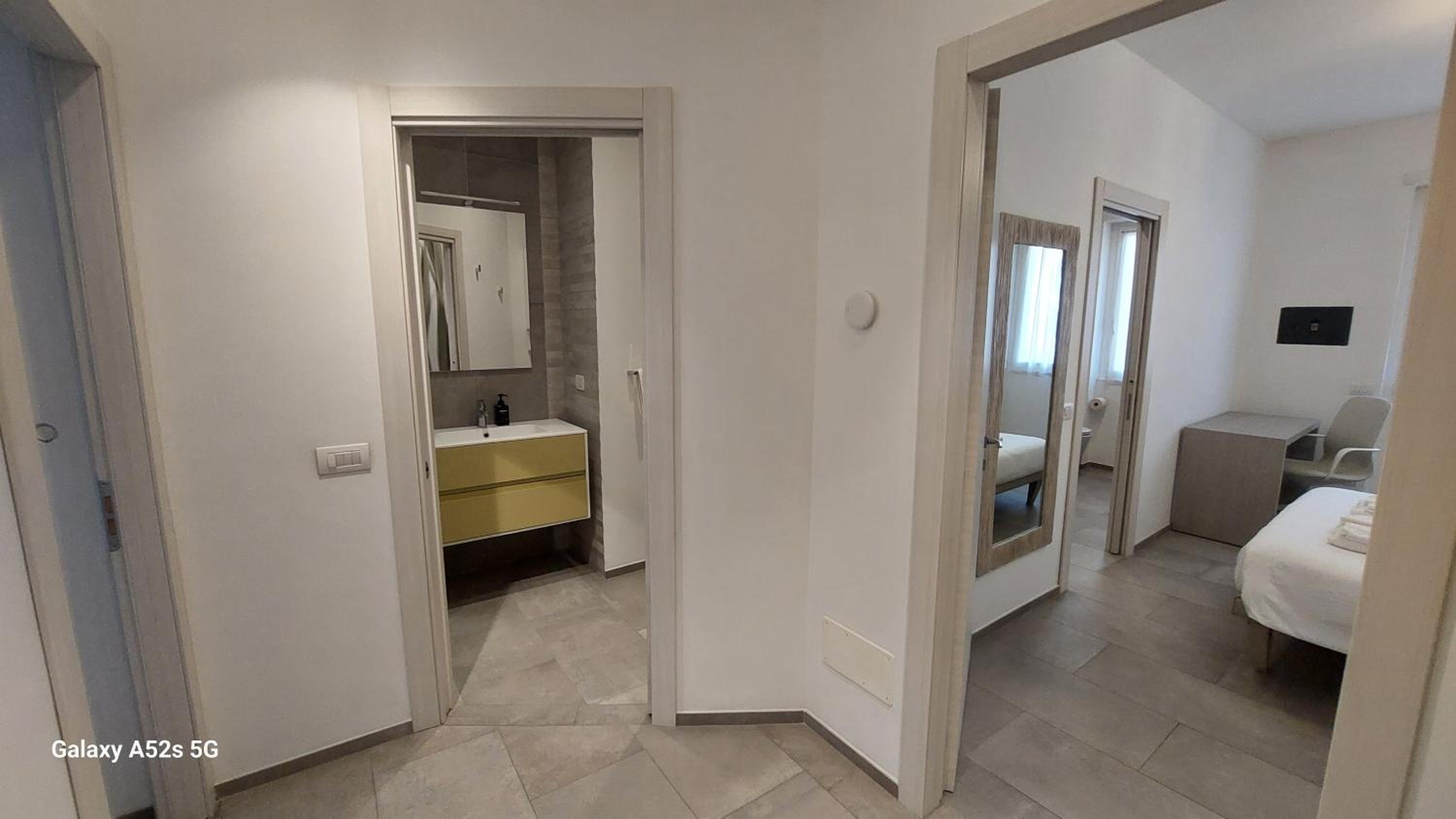 Large Apartment Città Studi Milano