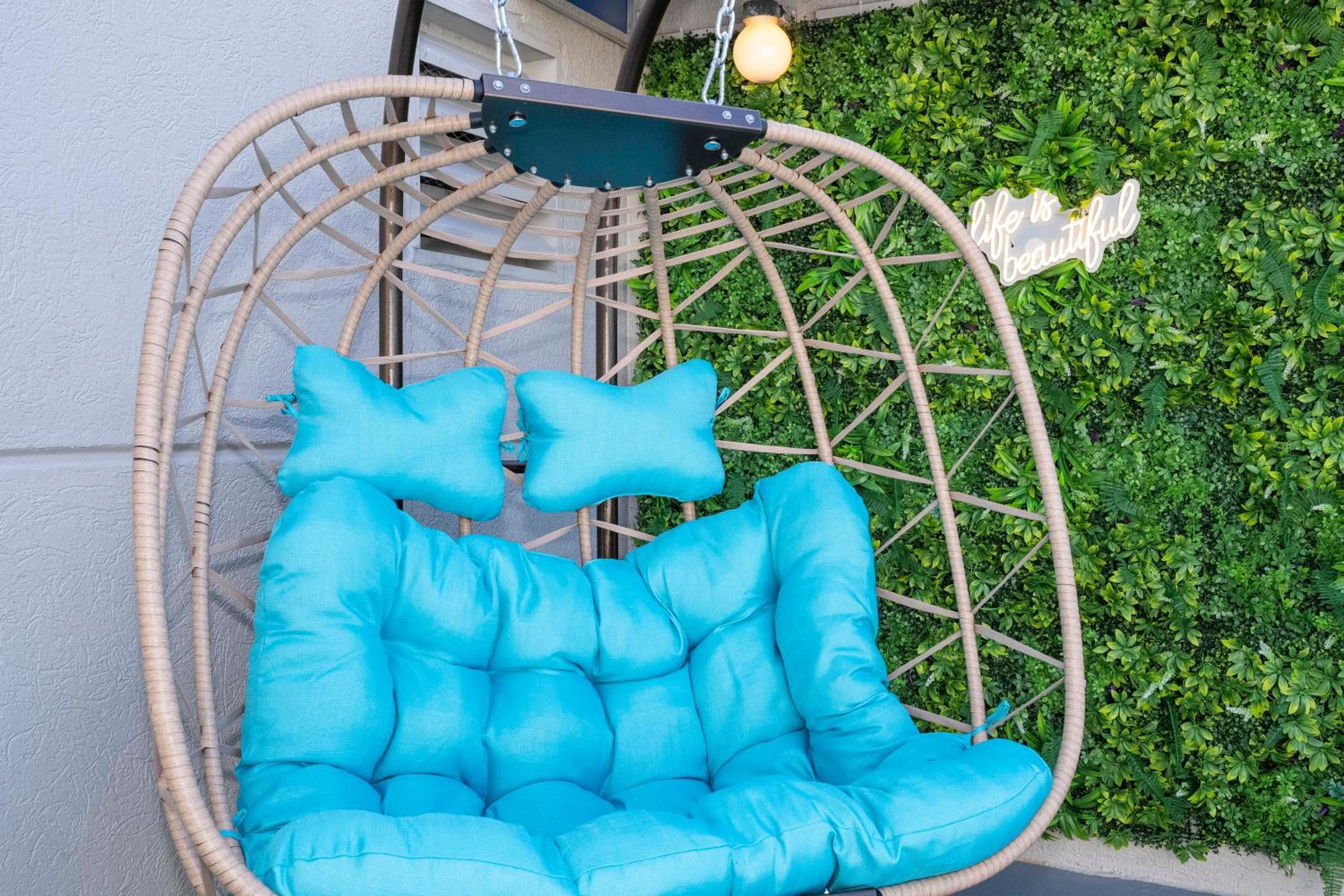 New Studio with Private Terrace and Volcano Bay view 5 min EPIC parking free