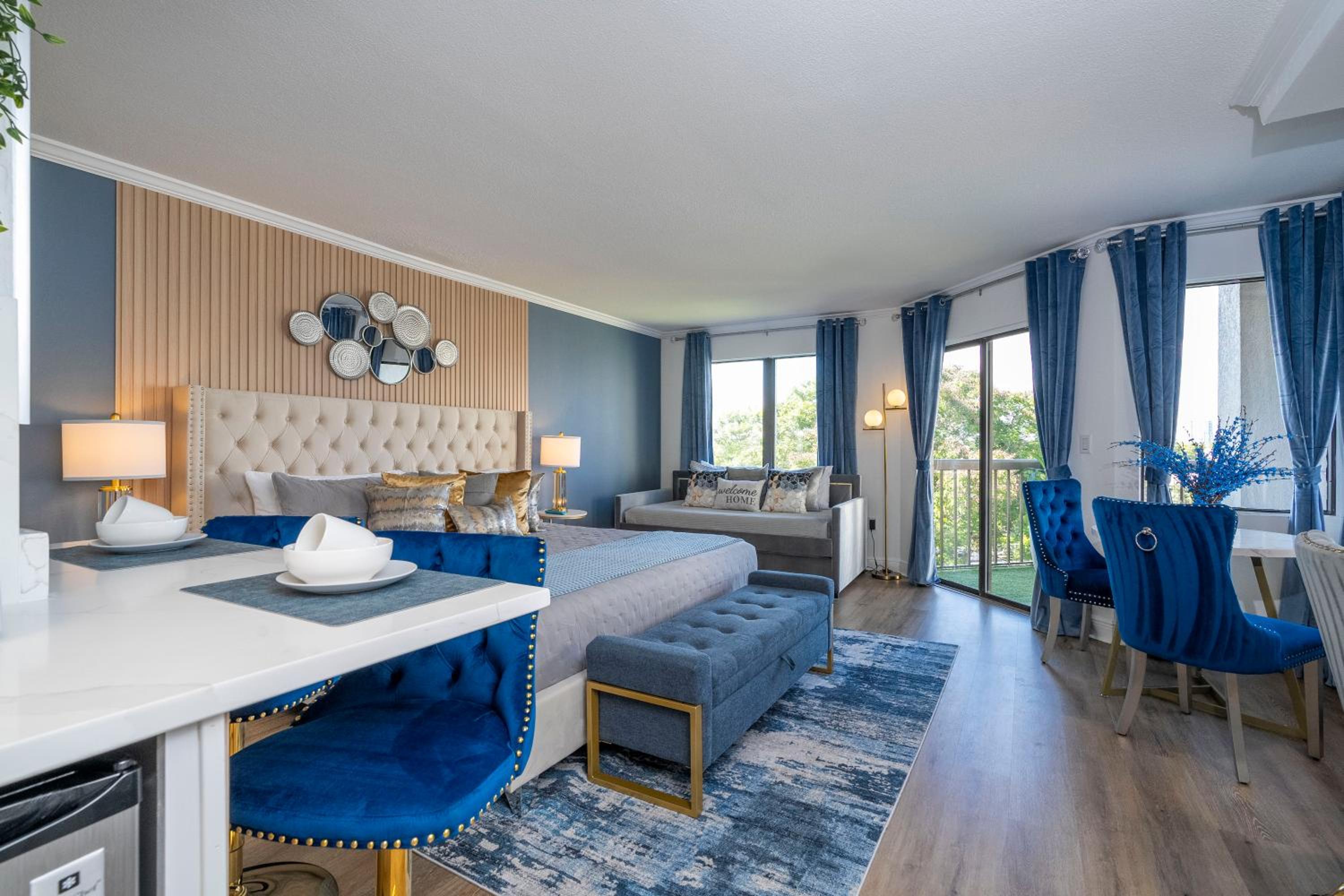 New Studio with Private Terrace and Volcano Bay view 5 min EPIC parking free