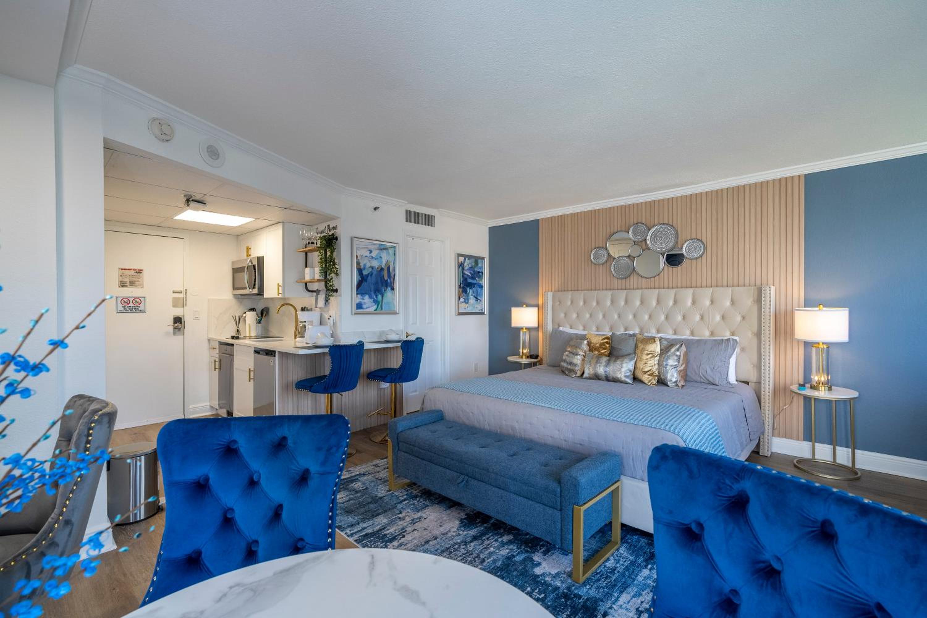 New Studio with Private Terrace and Volcano Bay view 5 min EPIC parking free