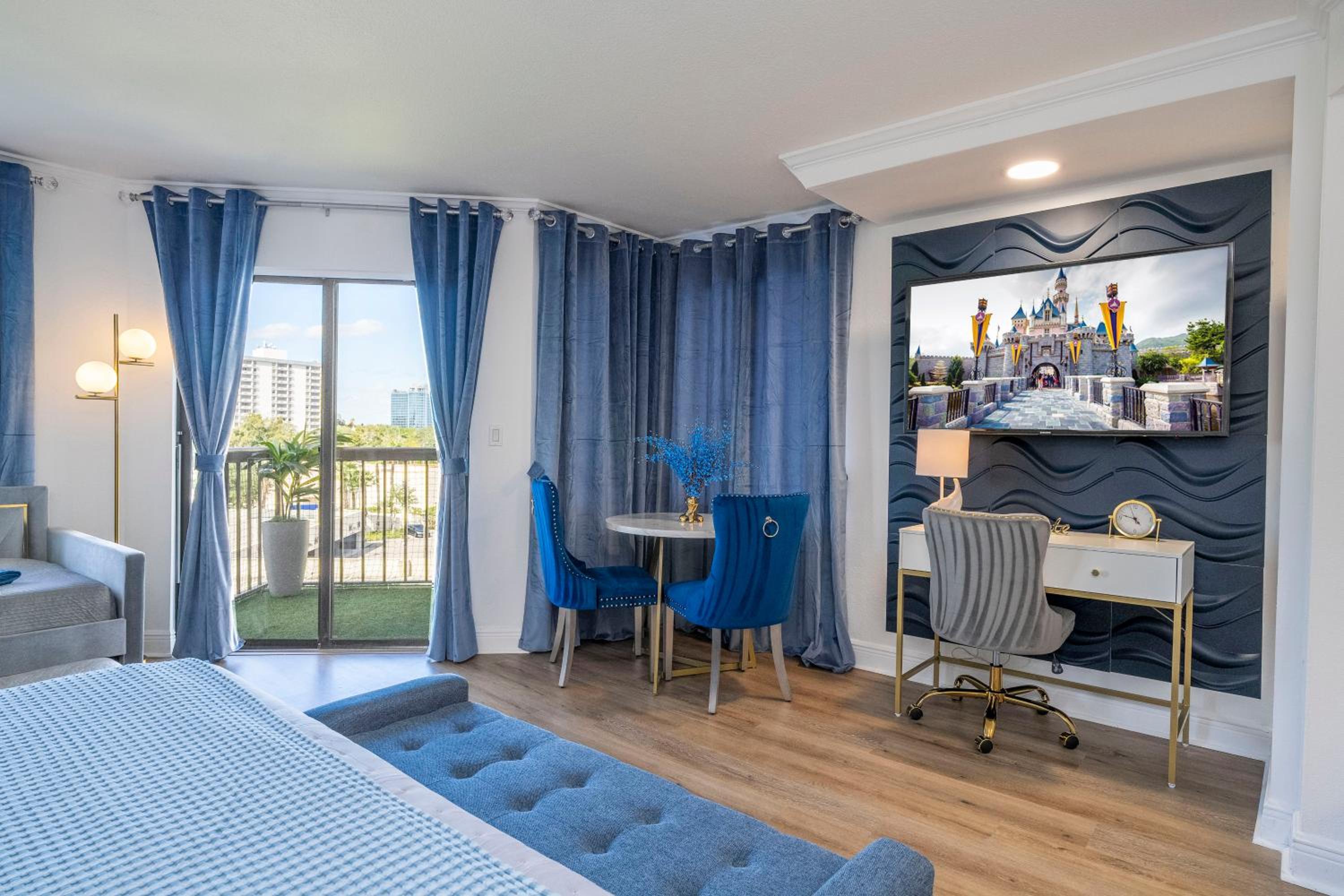 New Studio with Private Terrace and Volcano Bay view 5 min EPIC parking free