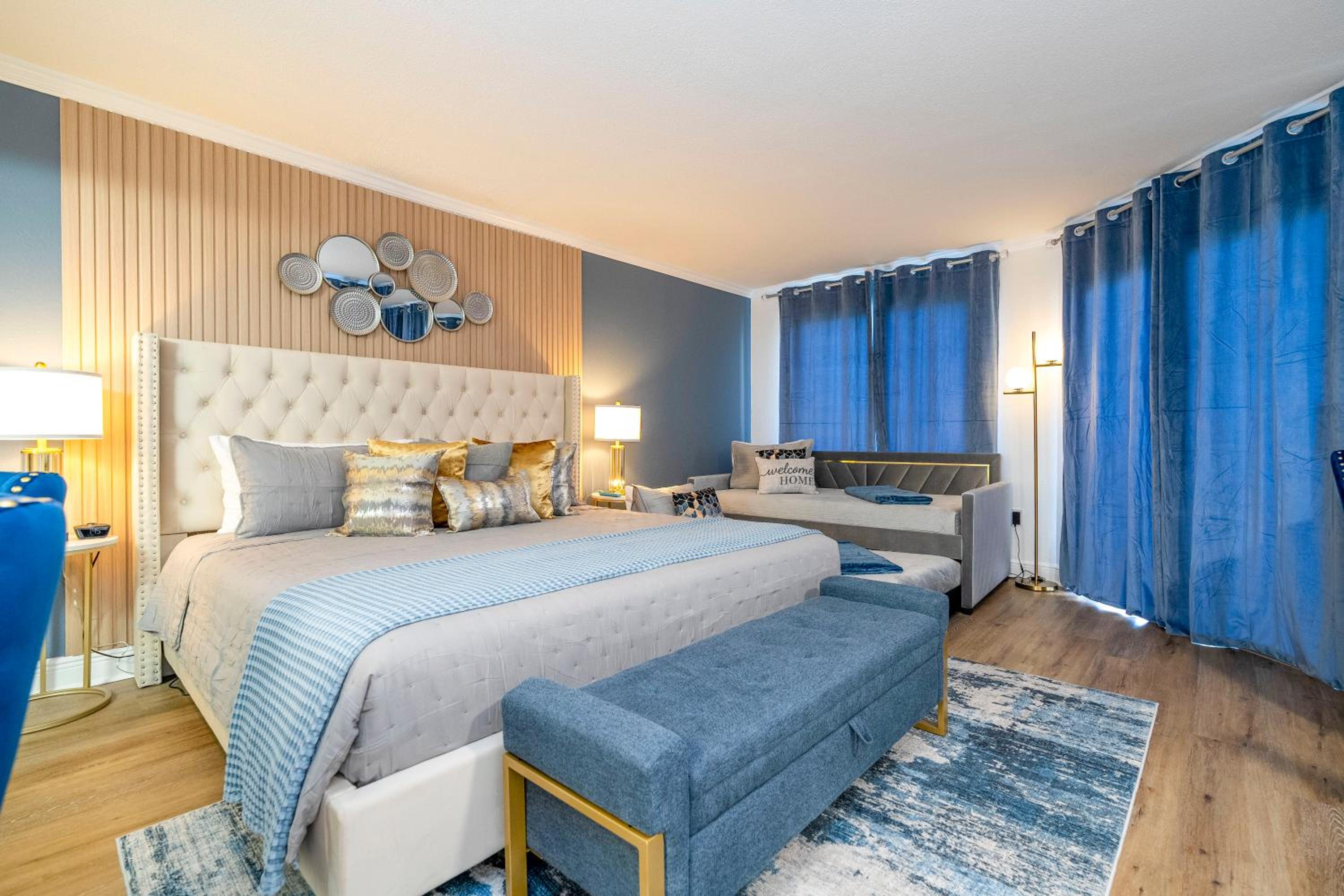 New Studio with Private Terrace and Volcano Bay view 5 min EPIC parking free