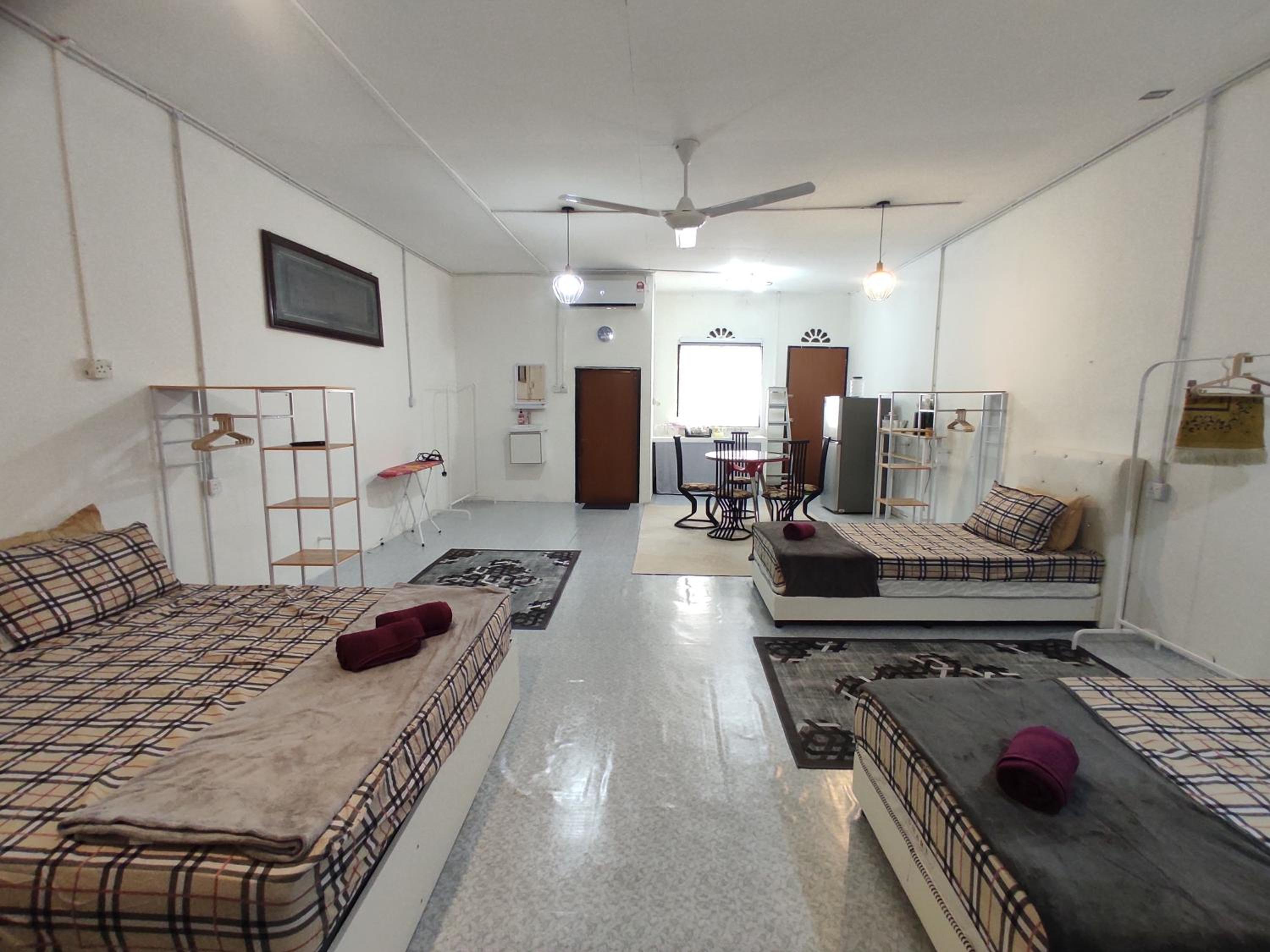 Homestay RnR CafeStay