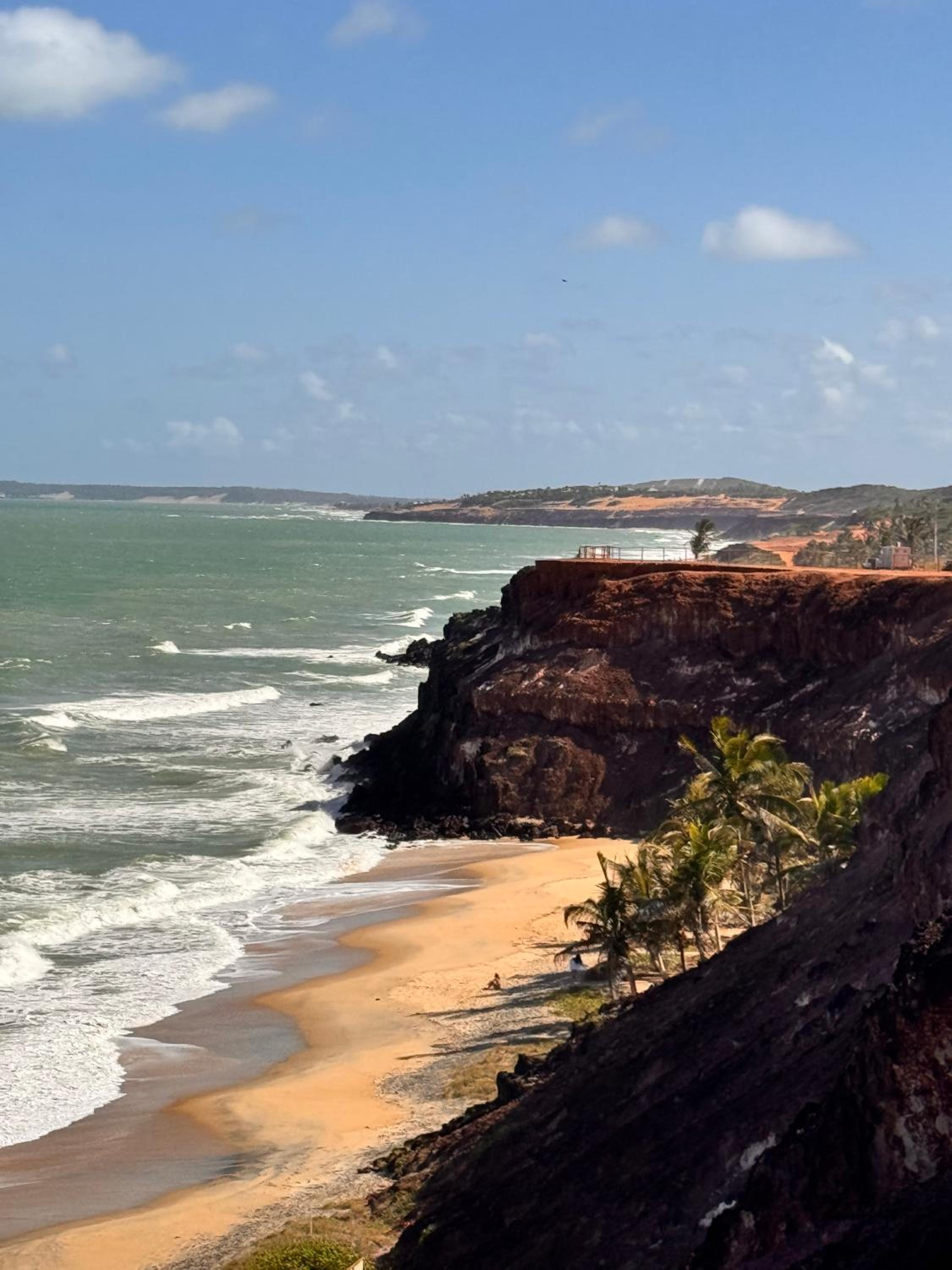 Porto Tropical Residence - 16º andar com varanda e quartos para o Mar, morro do careca e dunas