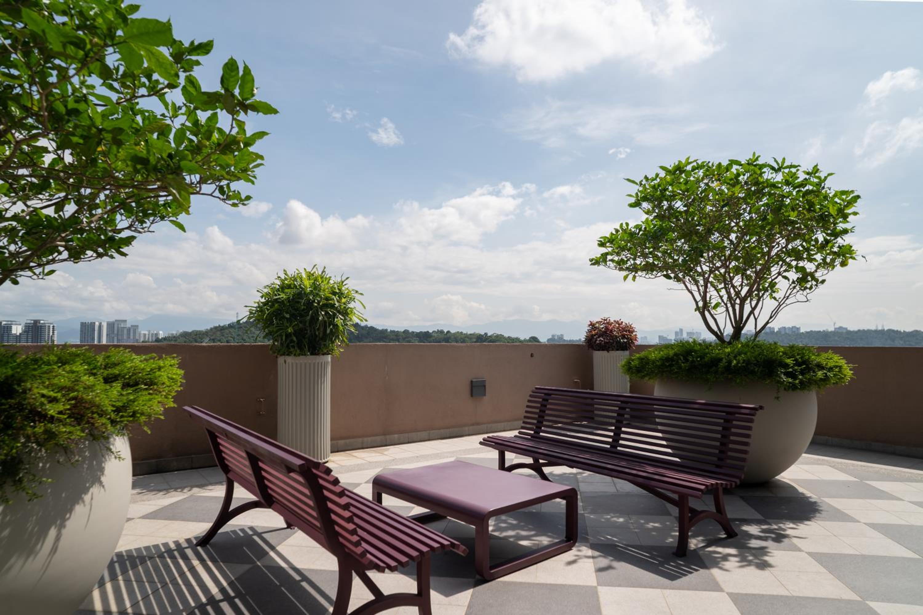 Paxtonz Suites,1Utama,IKEA Damansara,SEGi,Desa Park
