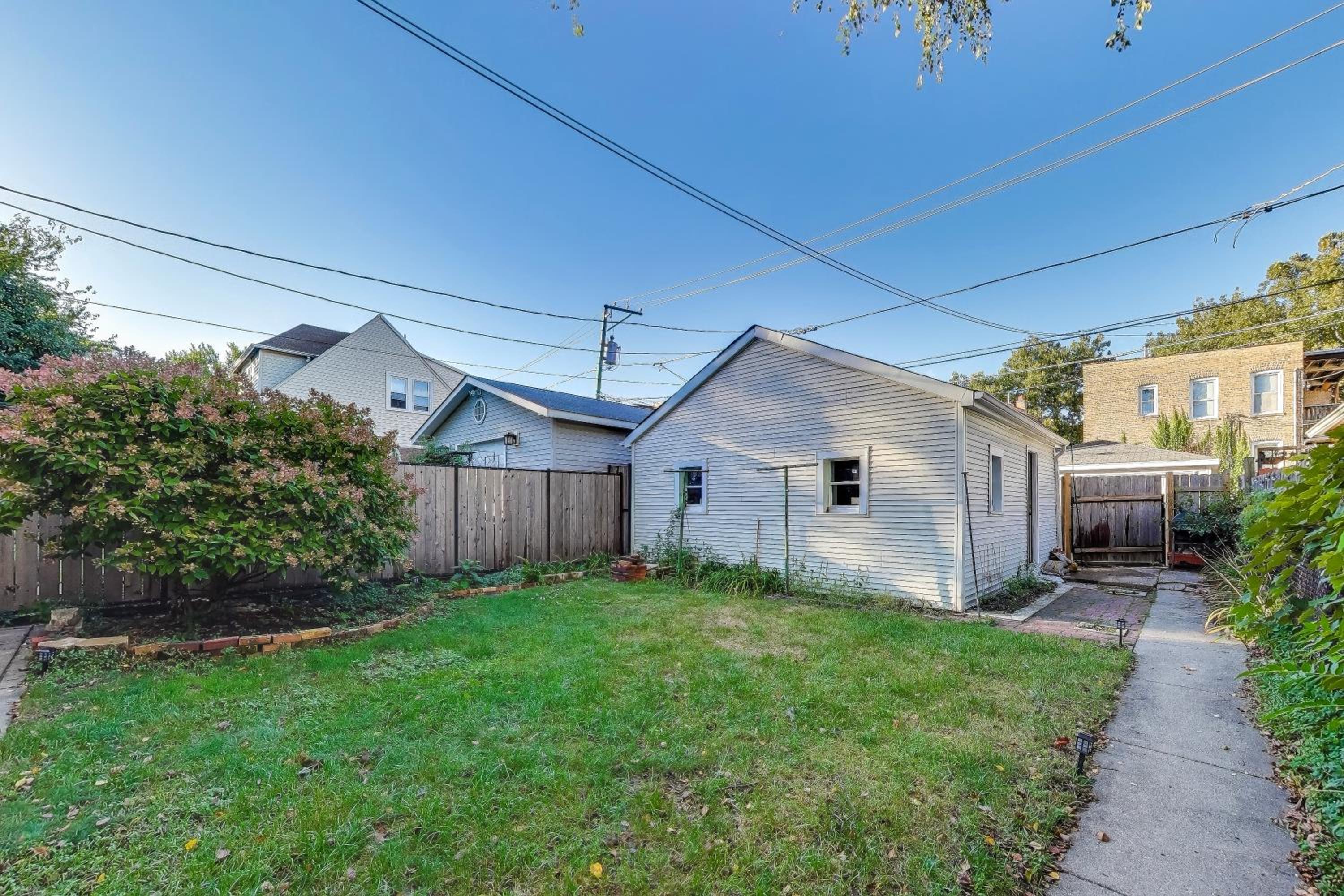 Edgewater King 1 Bd - Near Loyola, Beach &Andersonville