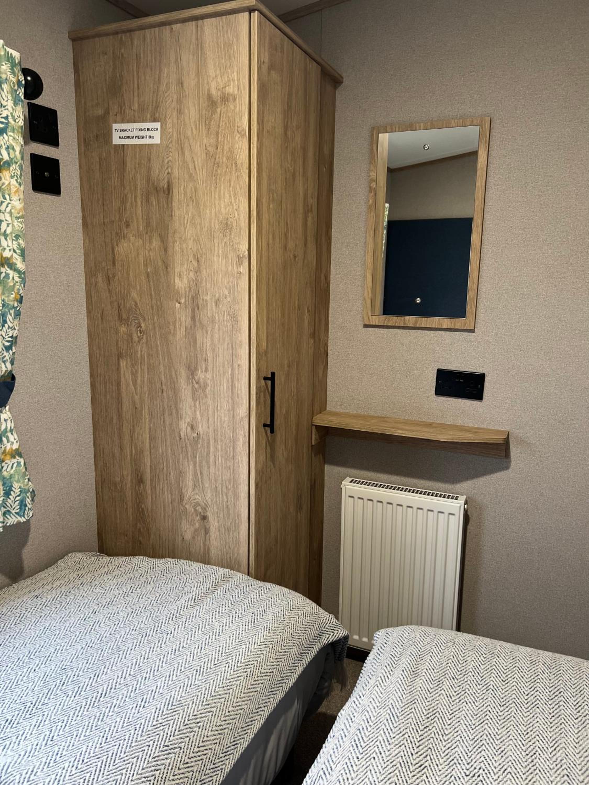 Modern Caravan 2025 with Decking