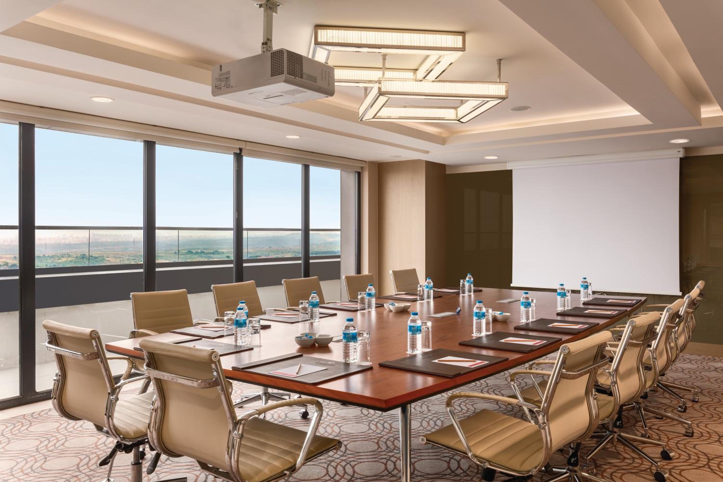 Ramada Plaza By Wyndham İstanbul Tekstilkent - Image 30