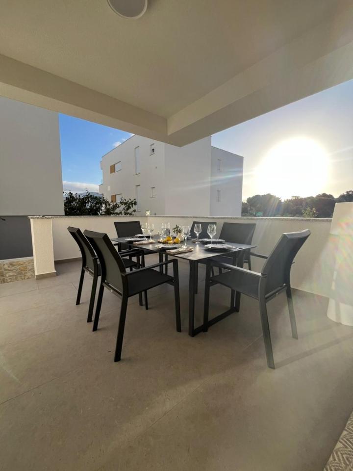 Salt & Stone - apartment with private pool