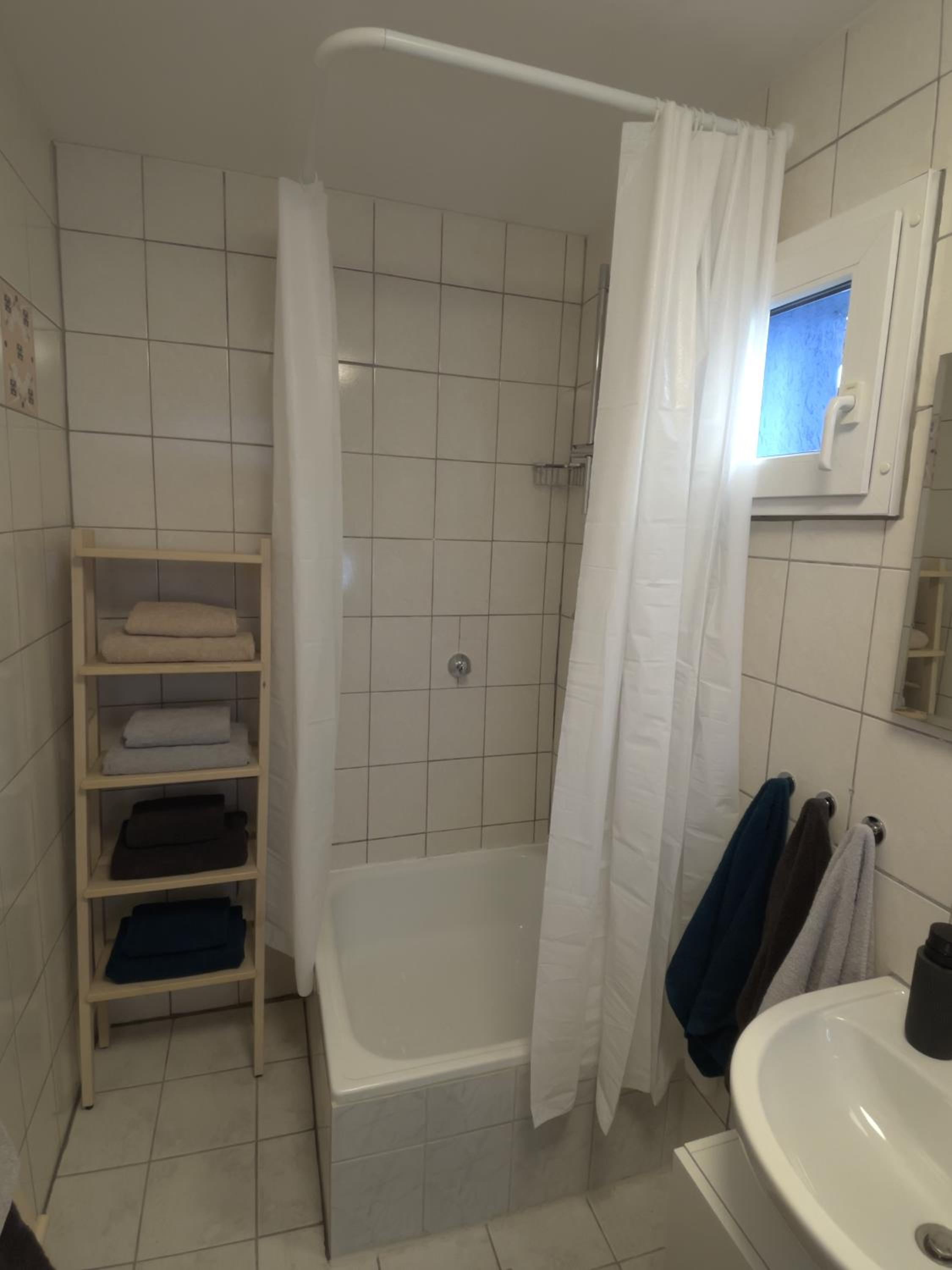Jans 4 Personen Apartment Herten NRW Veltins Arena Küche P WLAN mit Code