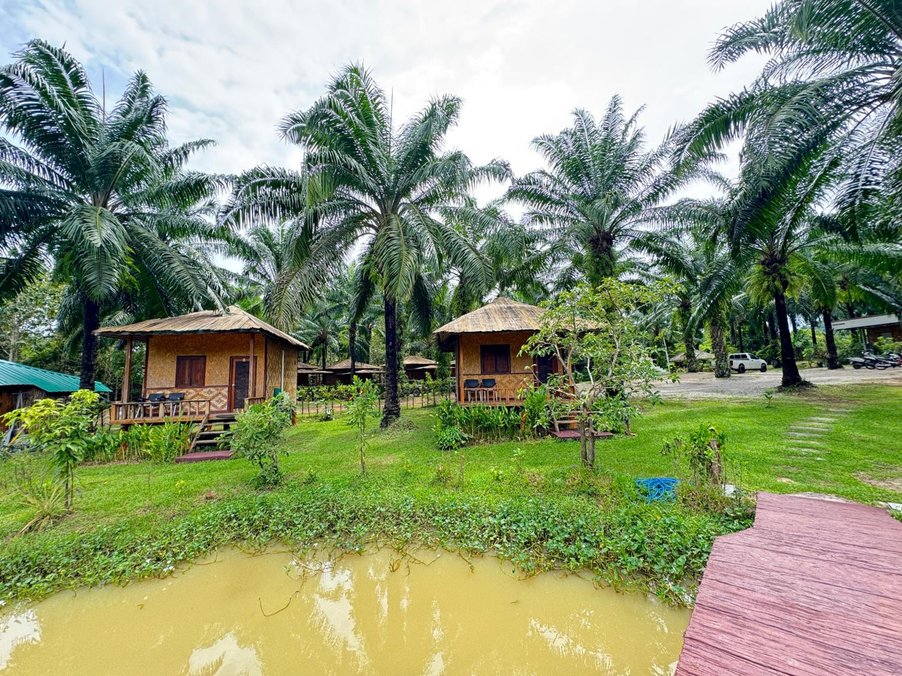Lak Kao Nai Resort หลักเก้า ไนท์ รีสอร์ท