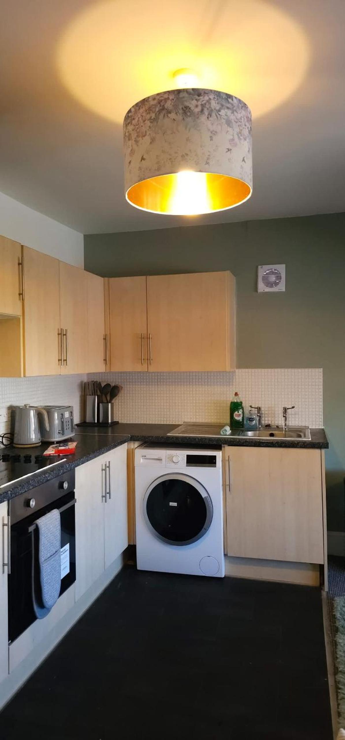 Joyful Management -Top Floor Apartment with home Feel Deco in M16