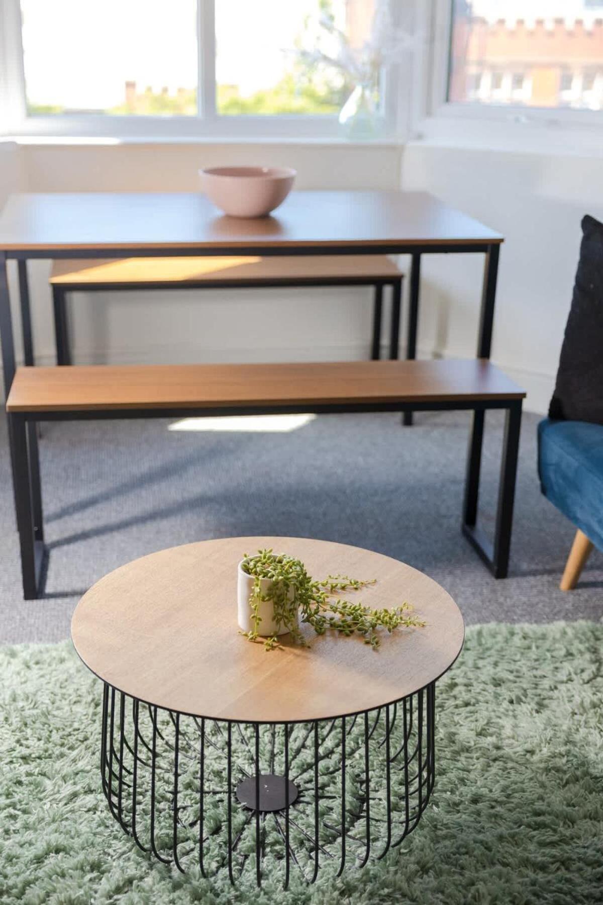 Joyful Management -Top Floor Apartment with home Feel Deco in M16