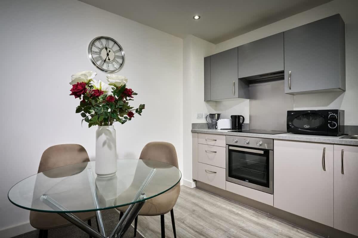 Joyful Management - Riverview 1 bedroom Apartment 10 min to City Centre