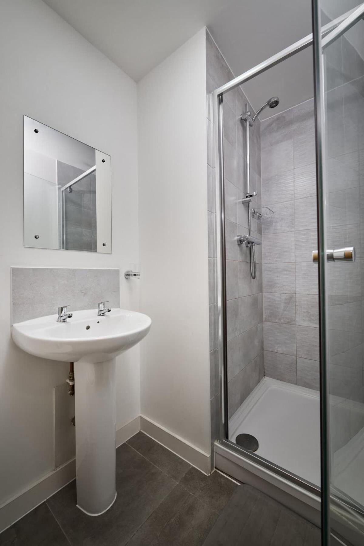 Joyful Management - Riverview 1 bedroom Apartment 10 min to City Centre
