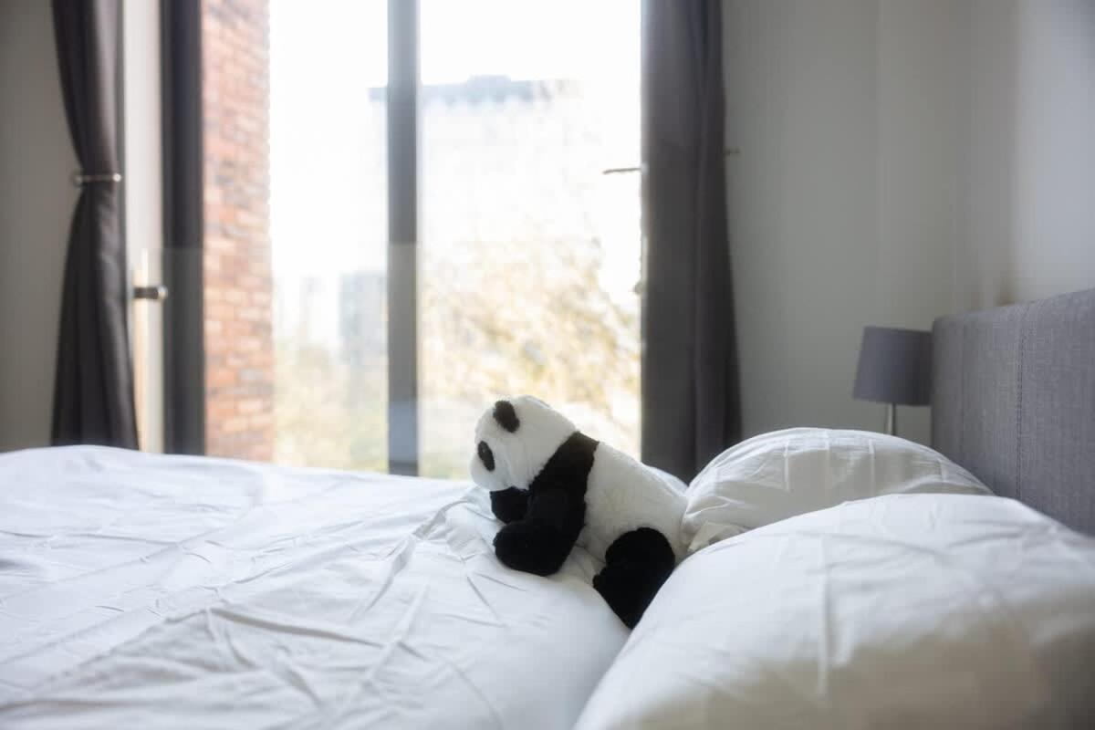 Park View 3 Bed Ensuite Apartment only 5 min walk to Arndale