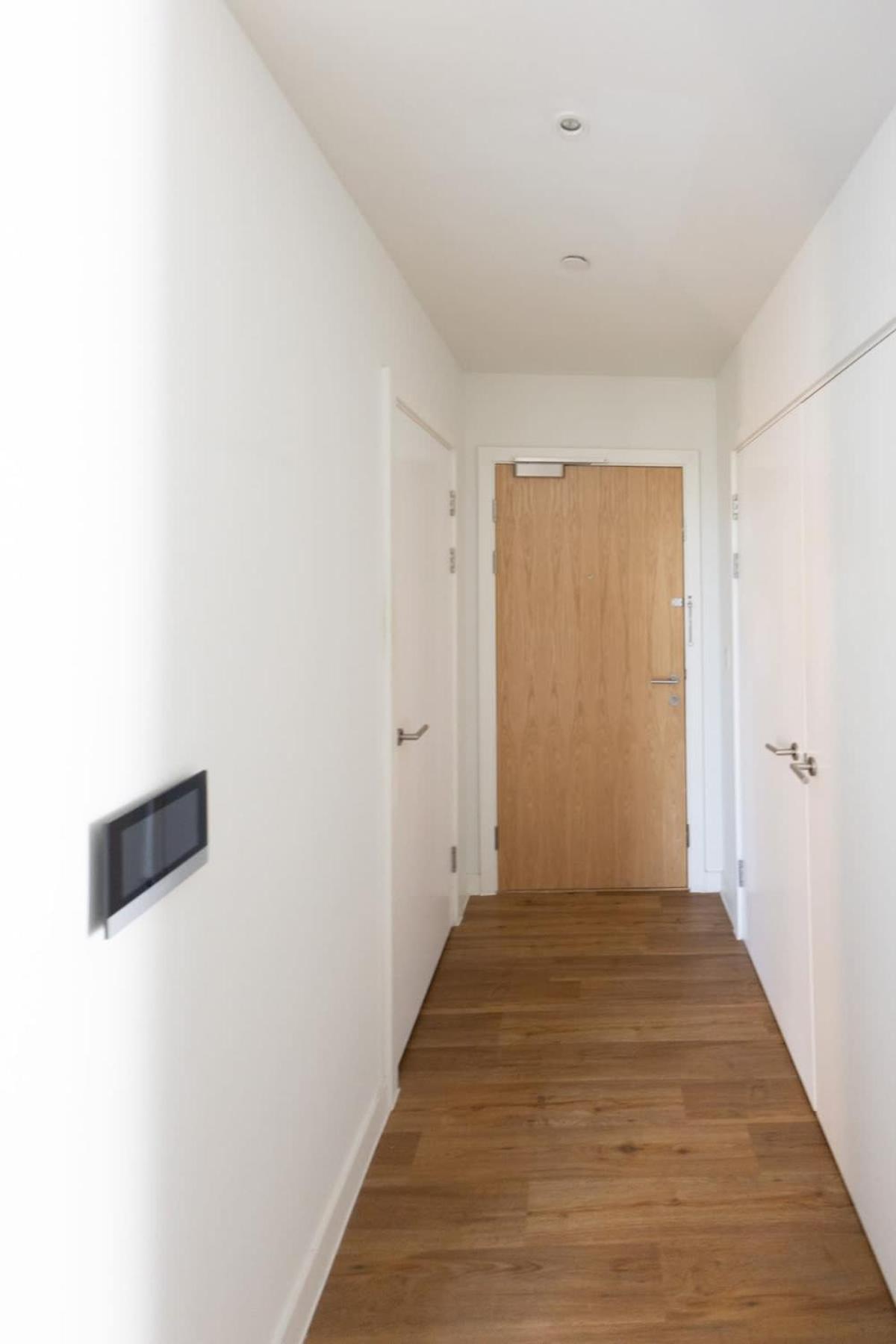 Park View 3 Bed Ensuite Apartment only 5 min walk to Arndale