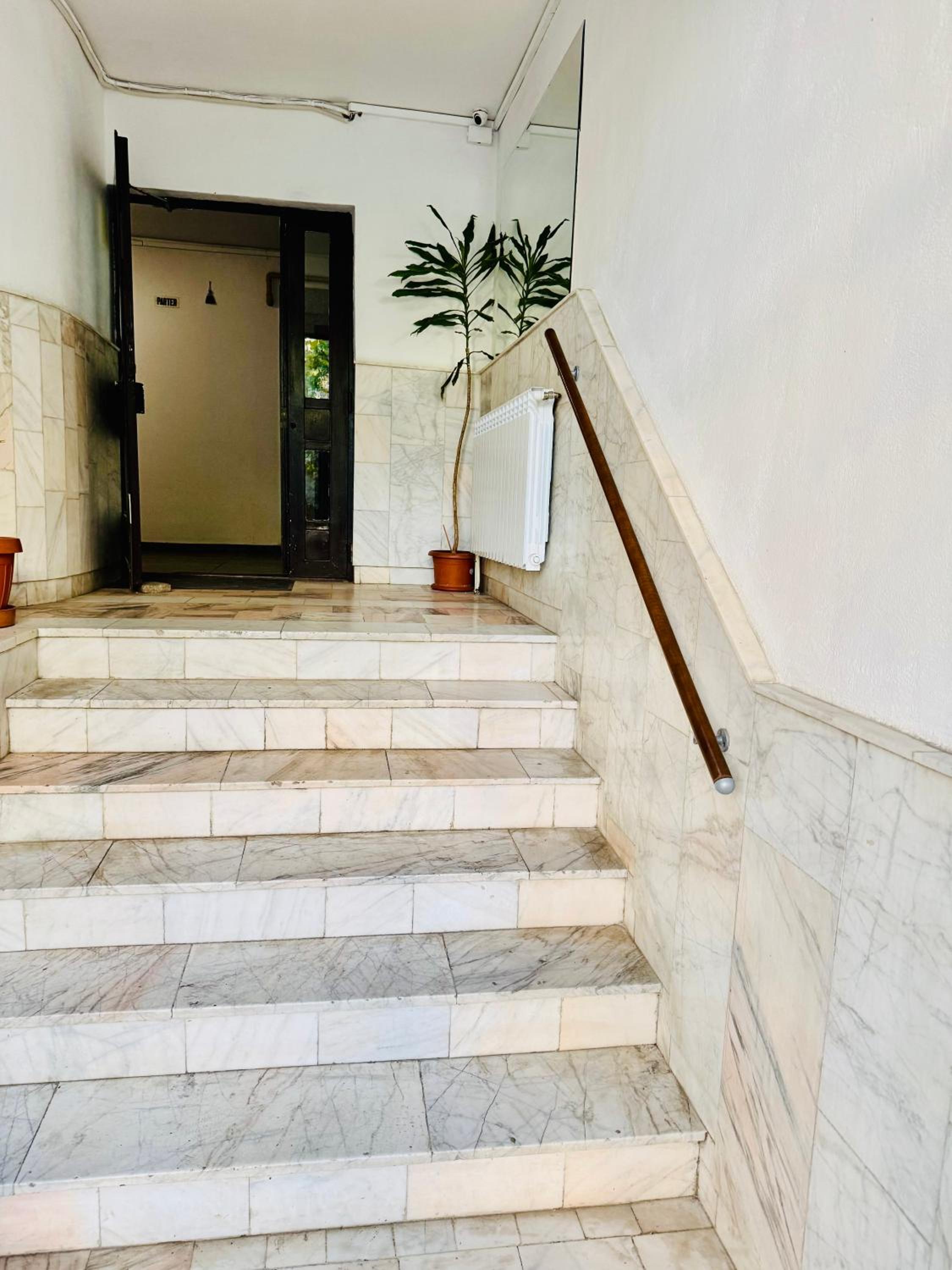 Metropole Apartments Signature