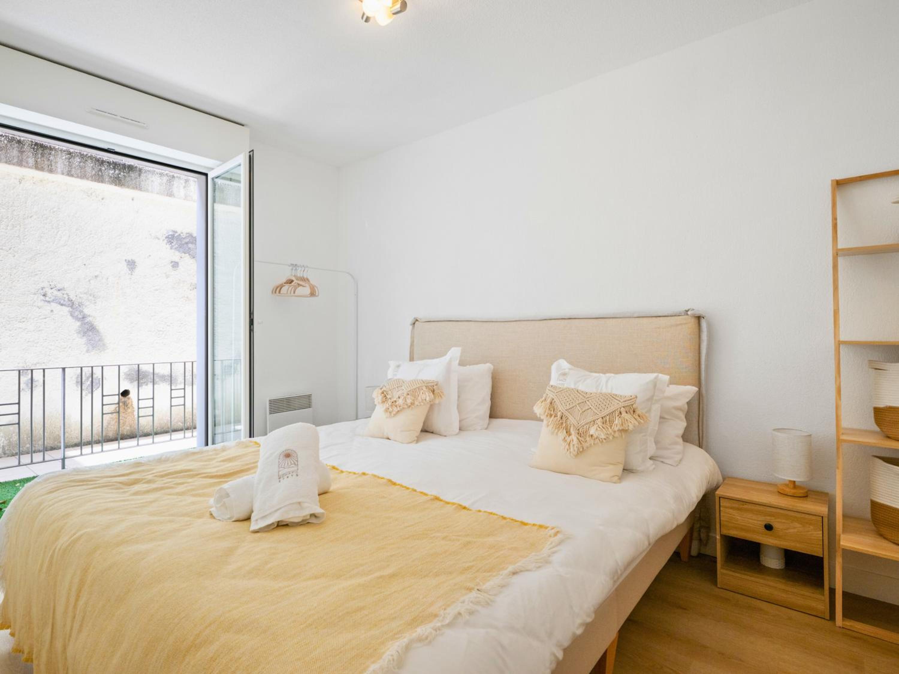 Le Cocon - 5 min to Monaco - Ideal couple or business - Free private parking - Near events - Terrace and balcony - Premium services