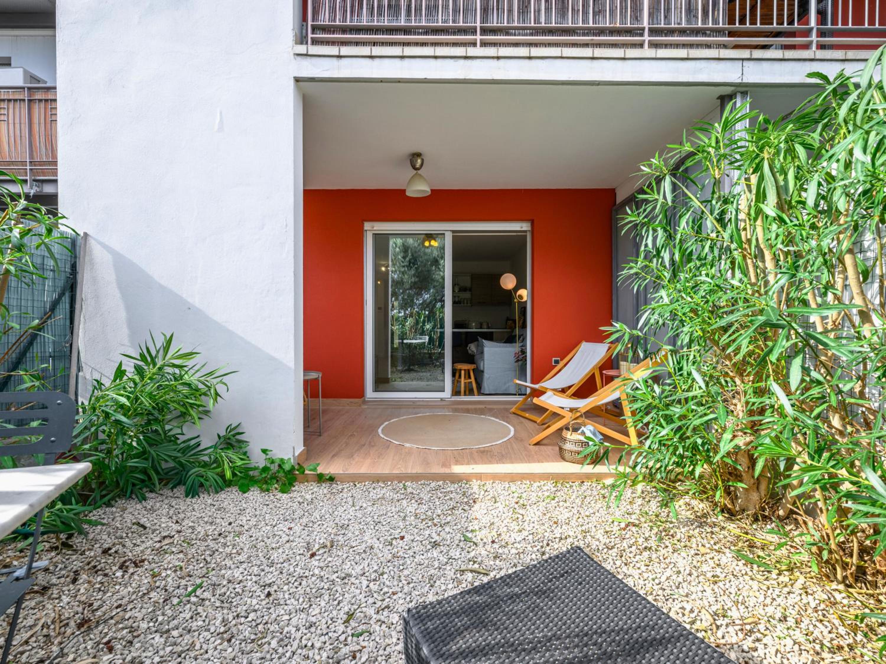 Le Cocon - 5 min to Monaco - Ideal couple or business - Free private parking - Near events - Terrace and balcony - Premium services