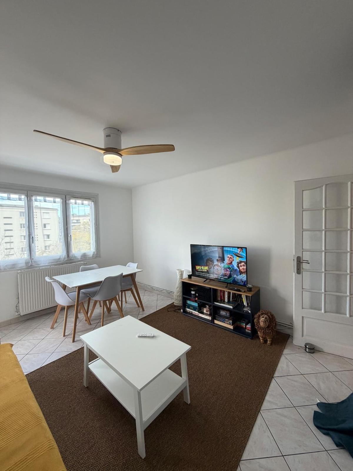 Appt aux Arceaux, Montpellier Centre, balcon, wifi, parking, Netflix