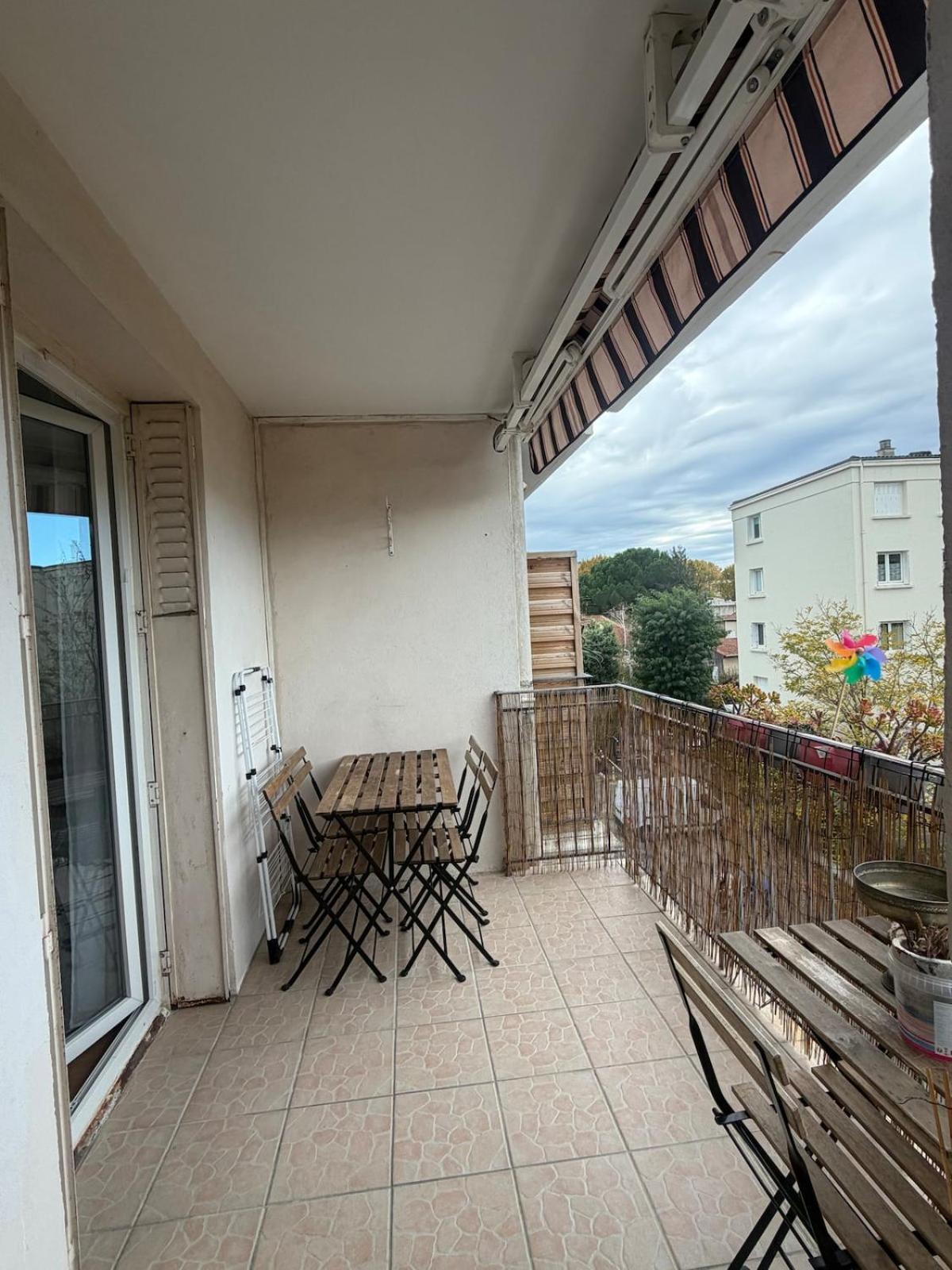 Appt aux Arceaux, Montpellier Centre, balcon, wifi, parking, Netflix