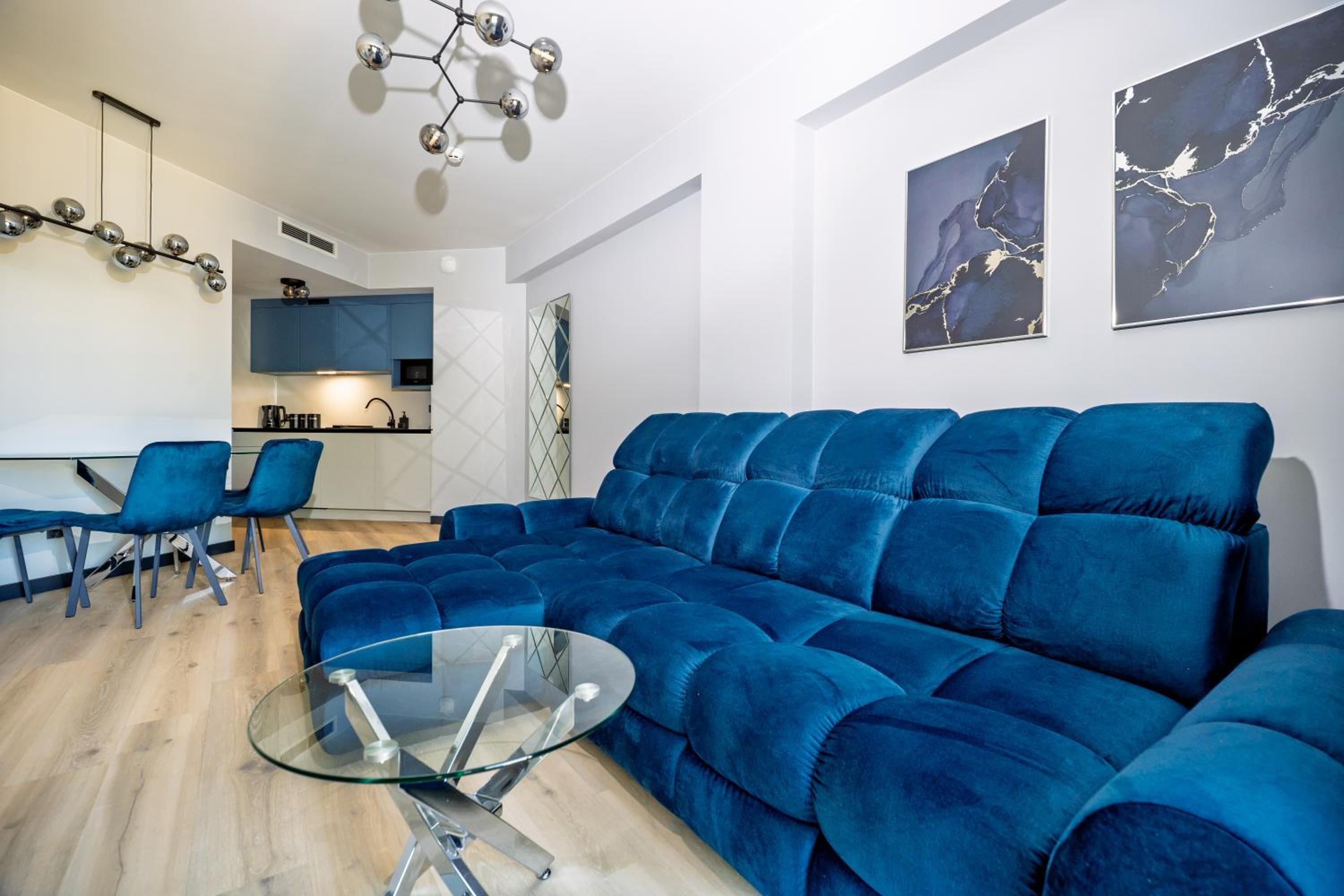 K52 Apartments