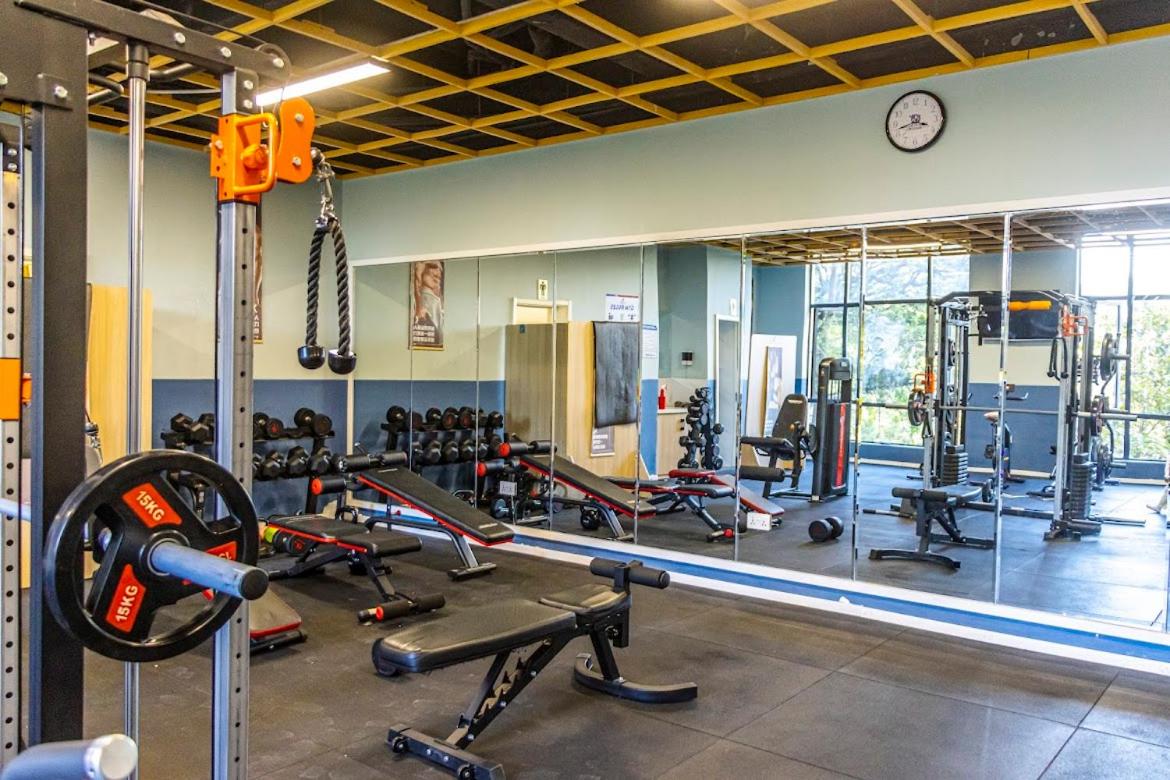 Alba Apartment in Nairobi with Pool, Gym and Minimart