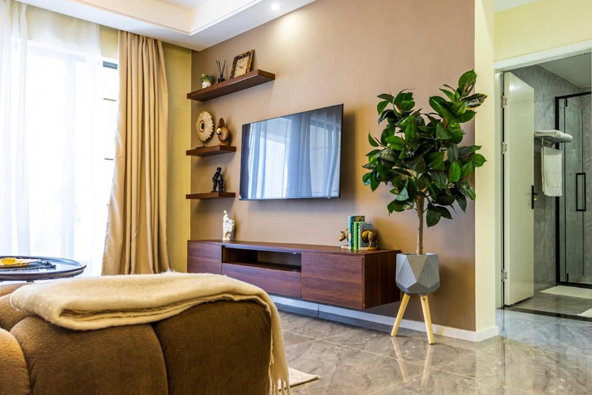 Alba Apartment in Nairobi with Pool, Gym and Minimart