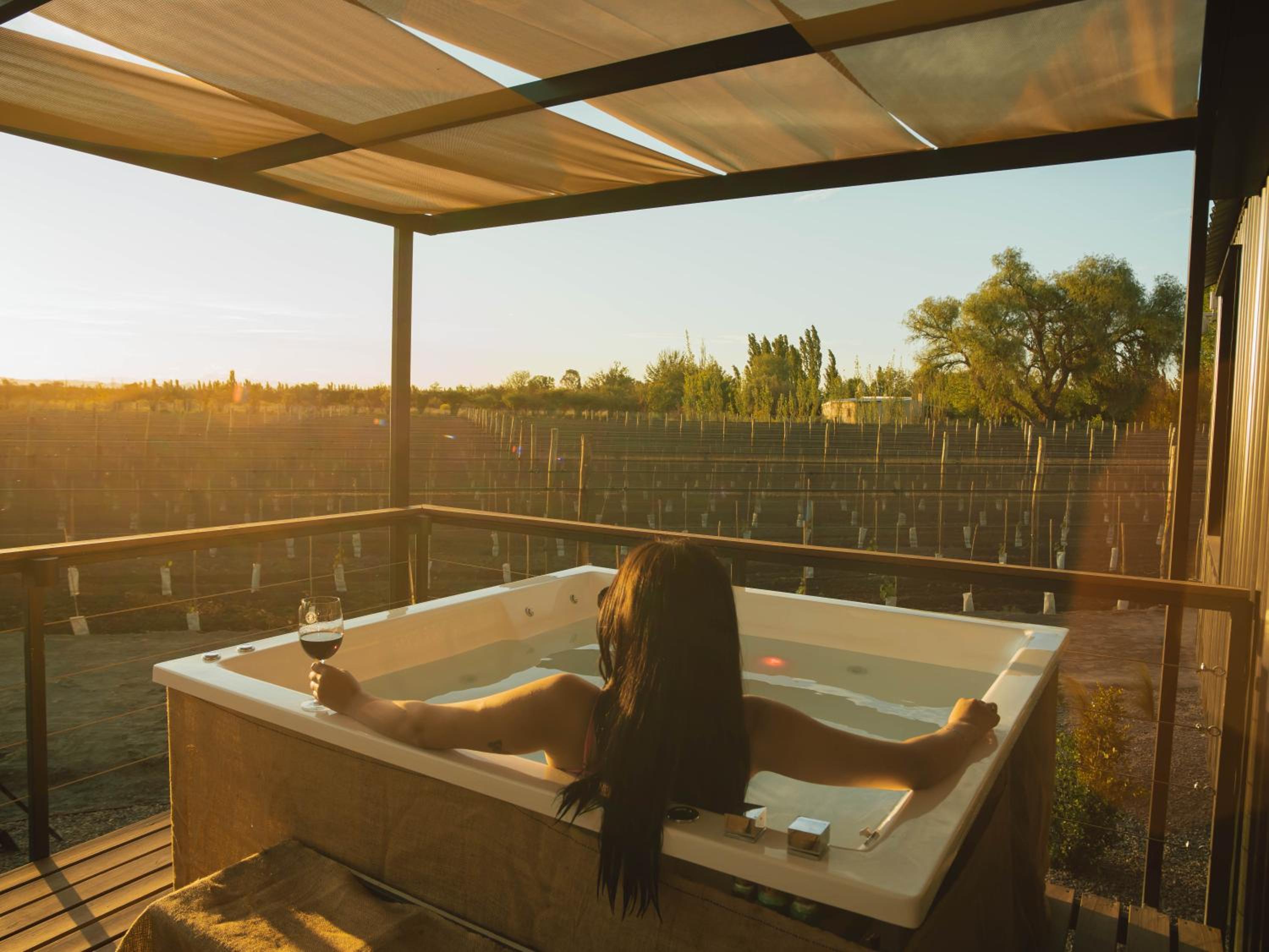 Bodega Iaccarini Wine Lodge by BT Homes