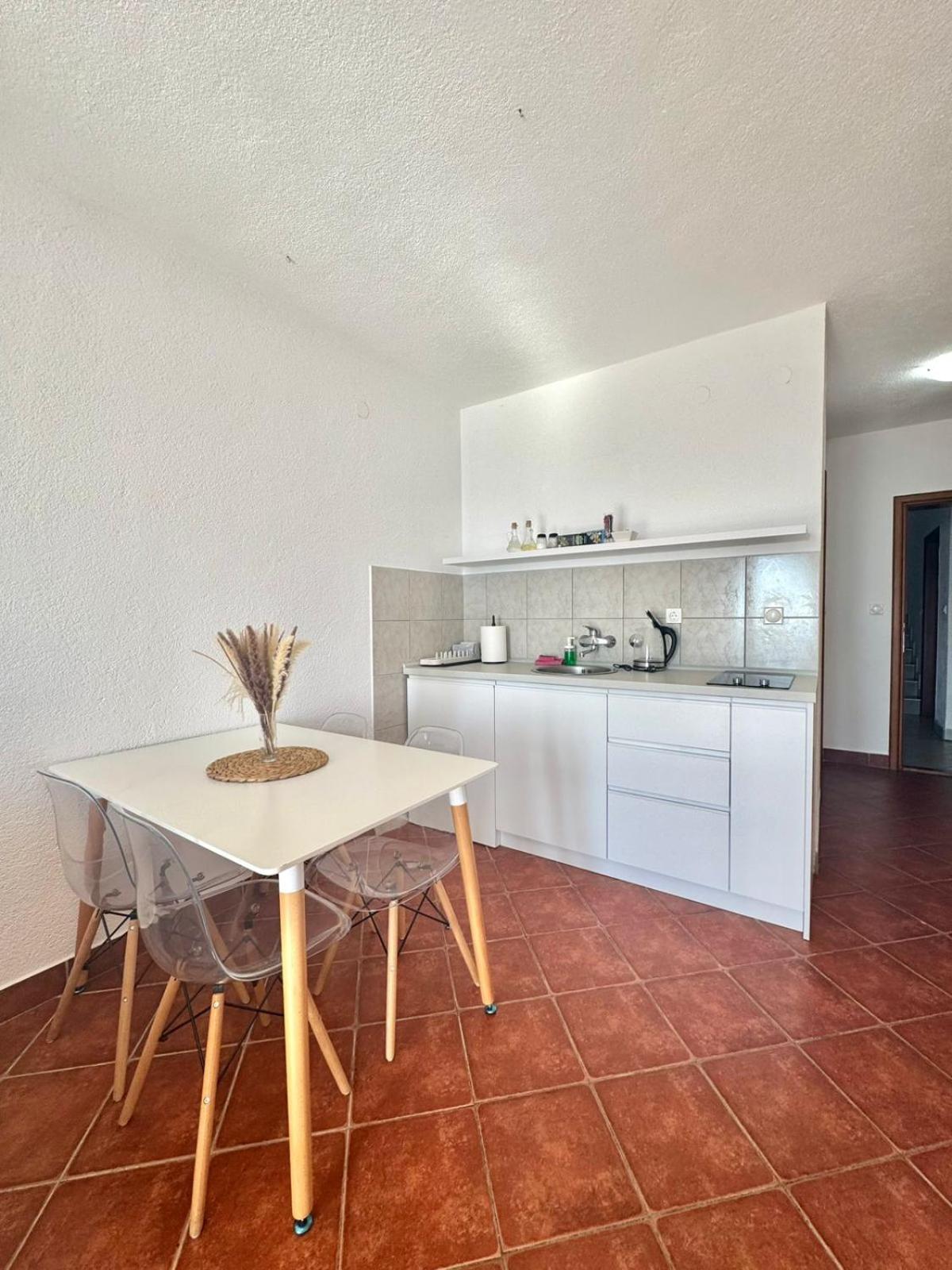 Calma Vista Apartments