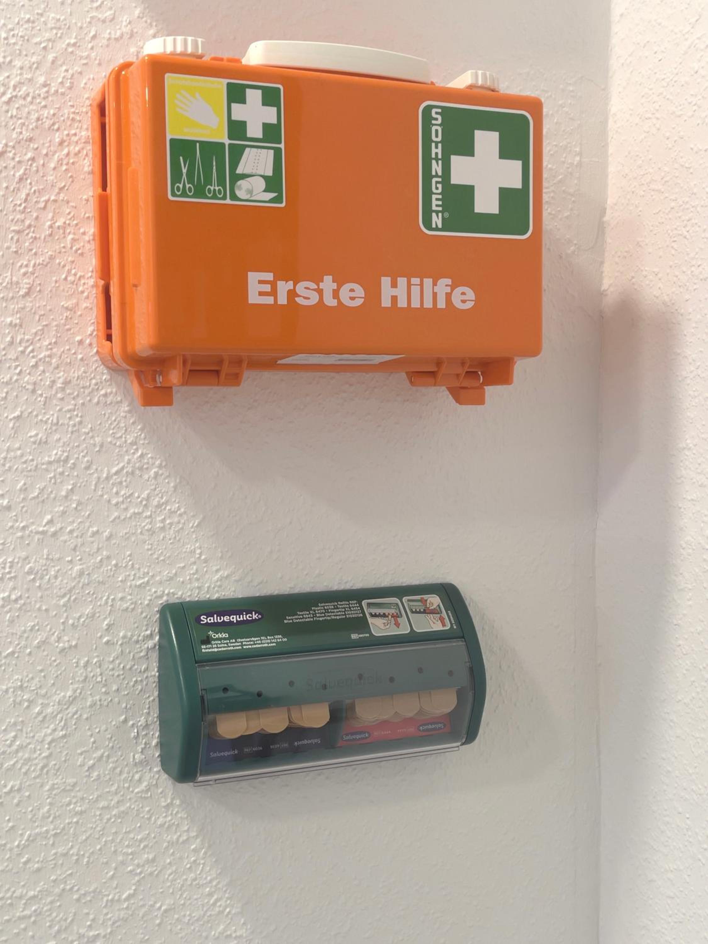 Jans 4 Personen Apartment Herten NRW Veltins Arena Küche P WLAN mit Code