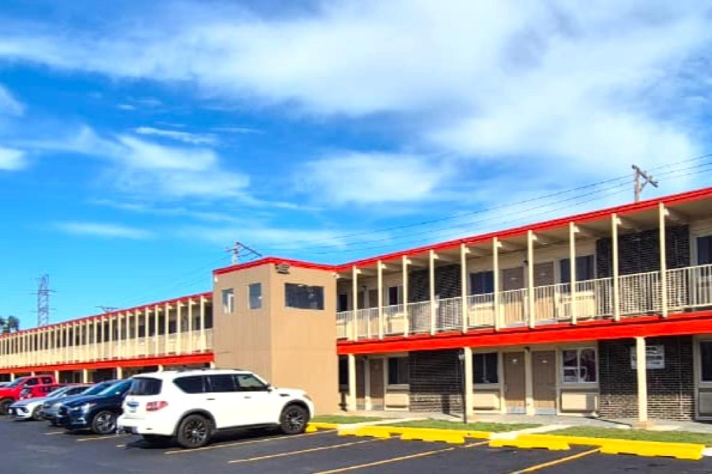 Saratoga Motel By Capital O Near Midway Airport Chicago IL
