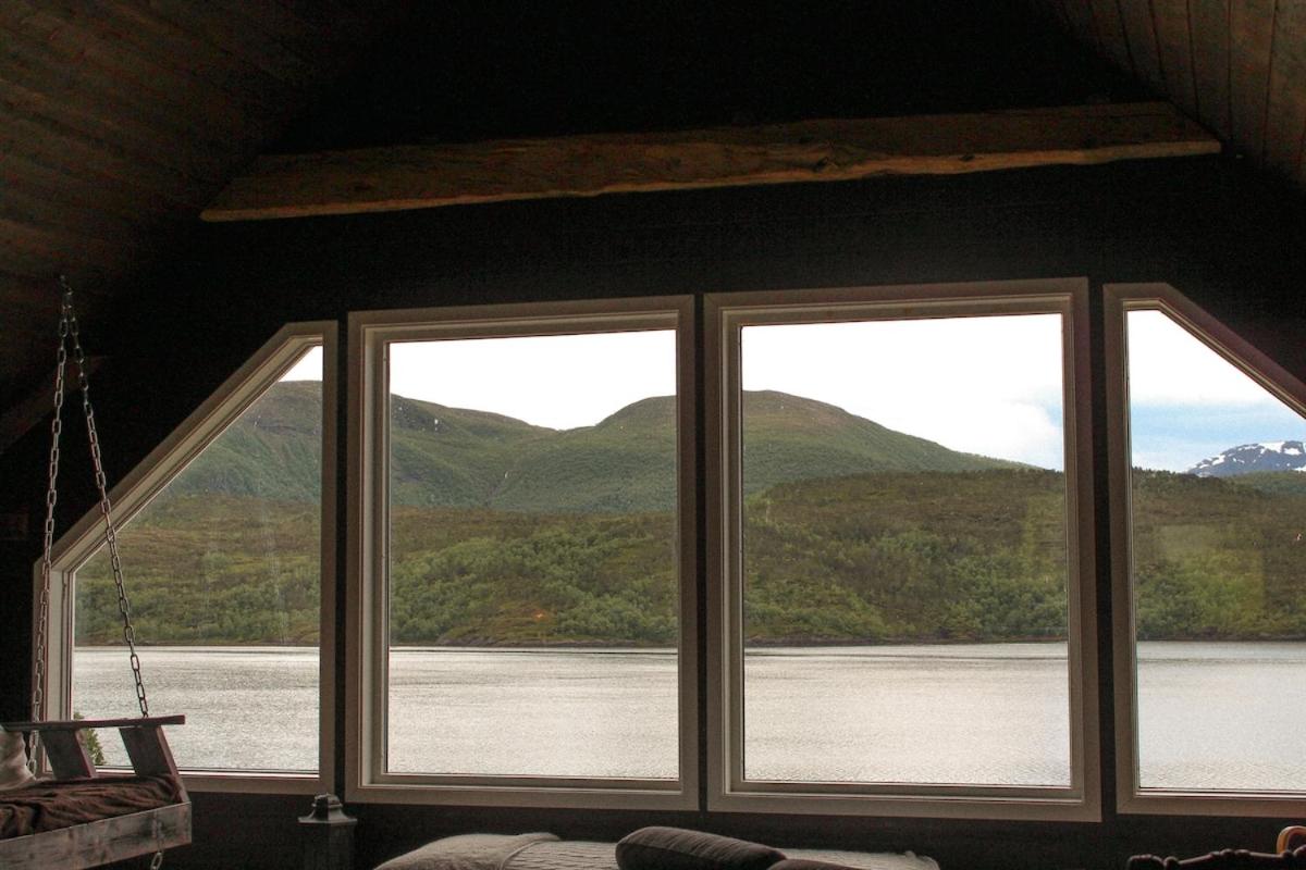 Åsjord Farmhouse