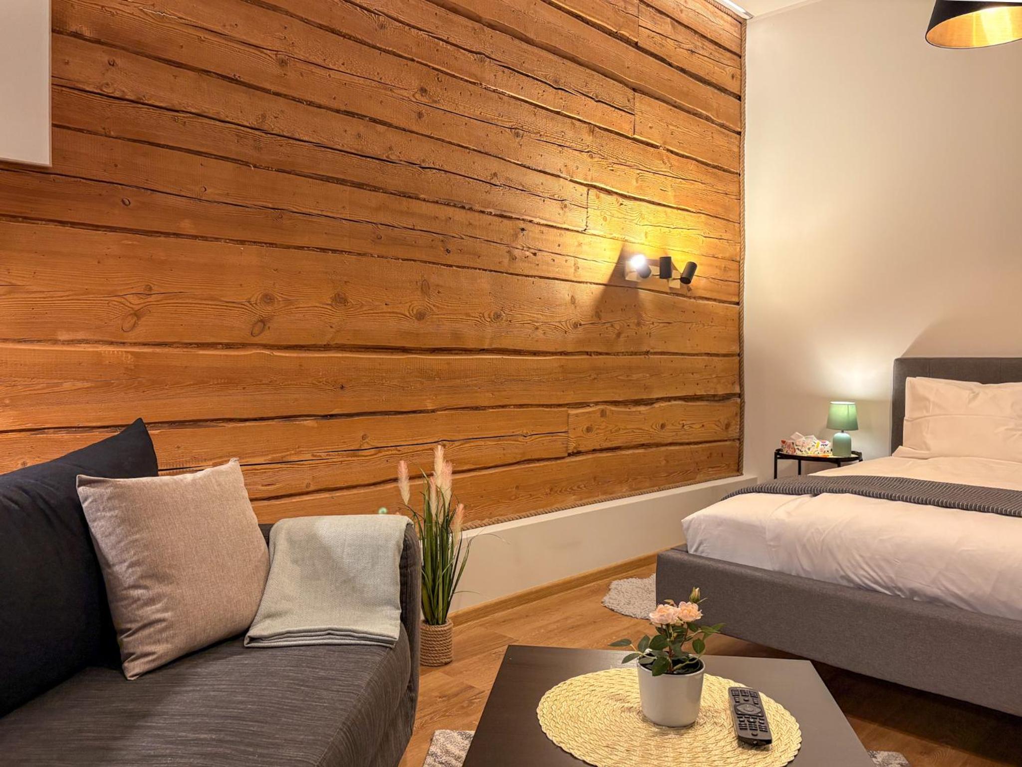 Renovated Studio with Wooden Interior, Central Rakvere