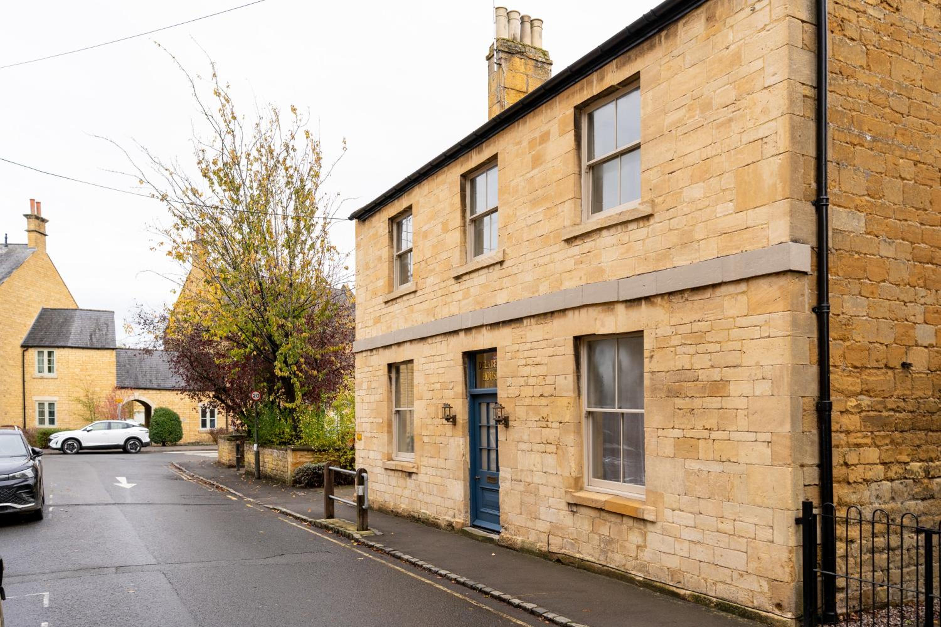 Delabere House - Luxury Cotswolds Holiday Apartments