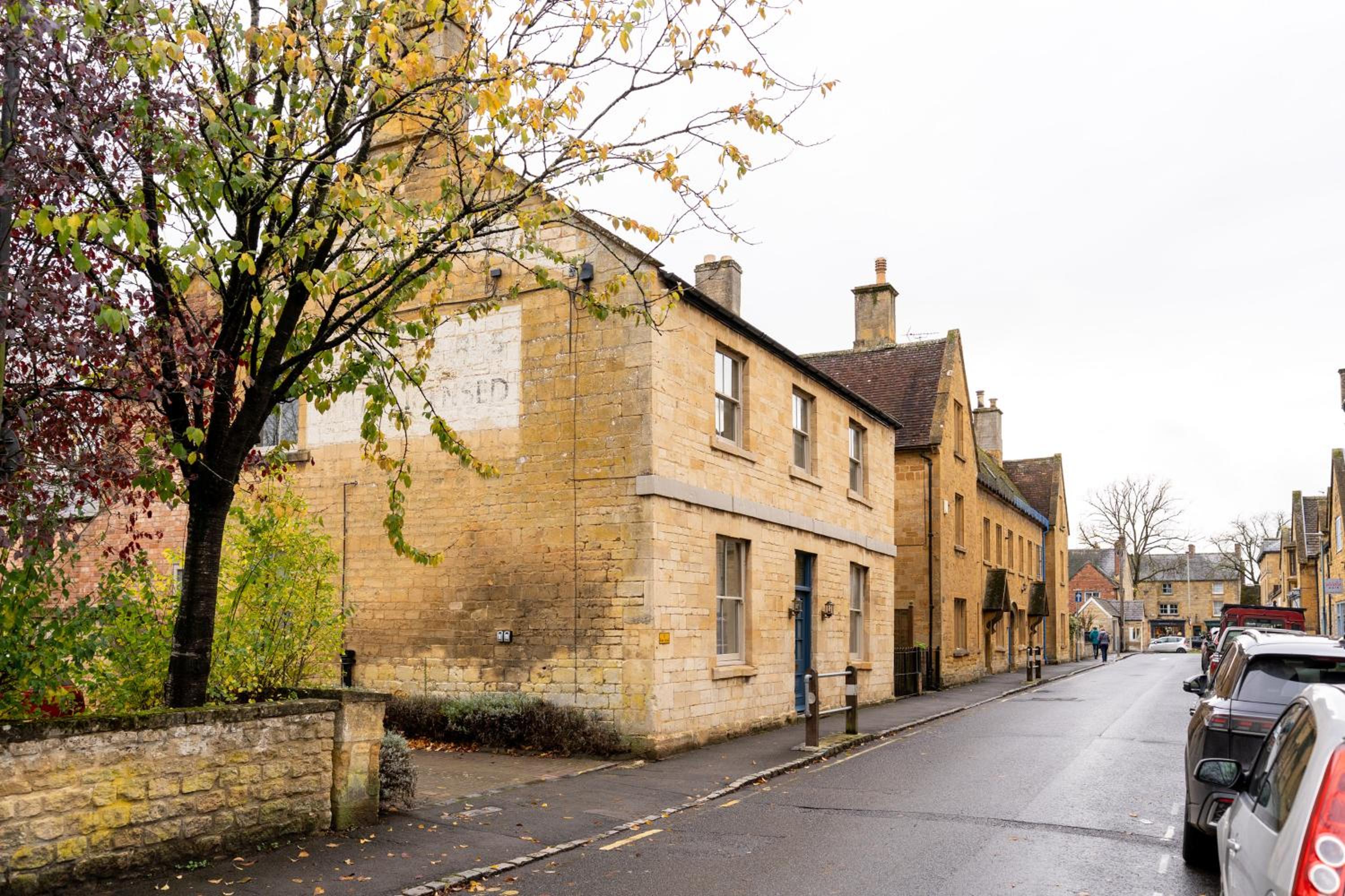Delabere House - Luxury Cotswolds Holiday Apartments