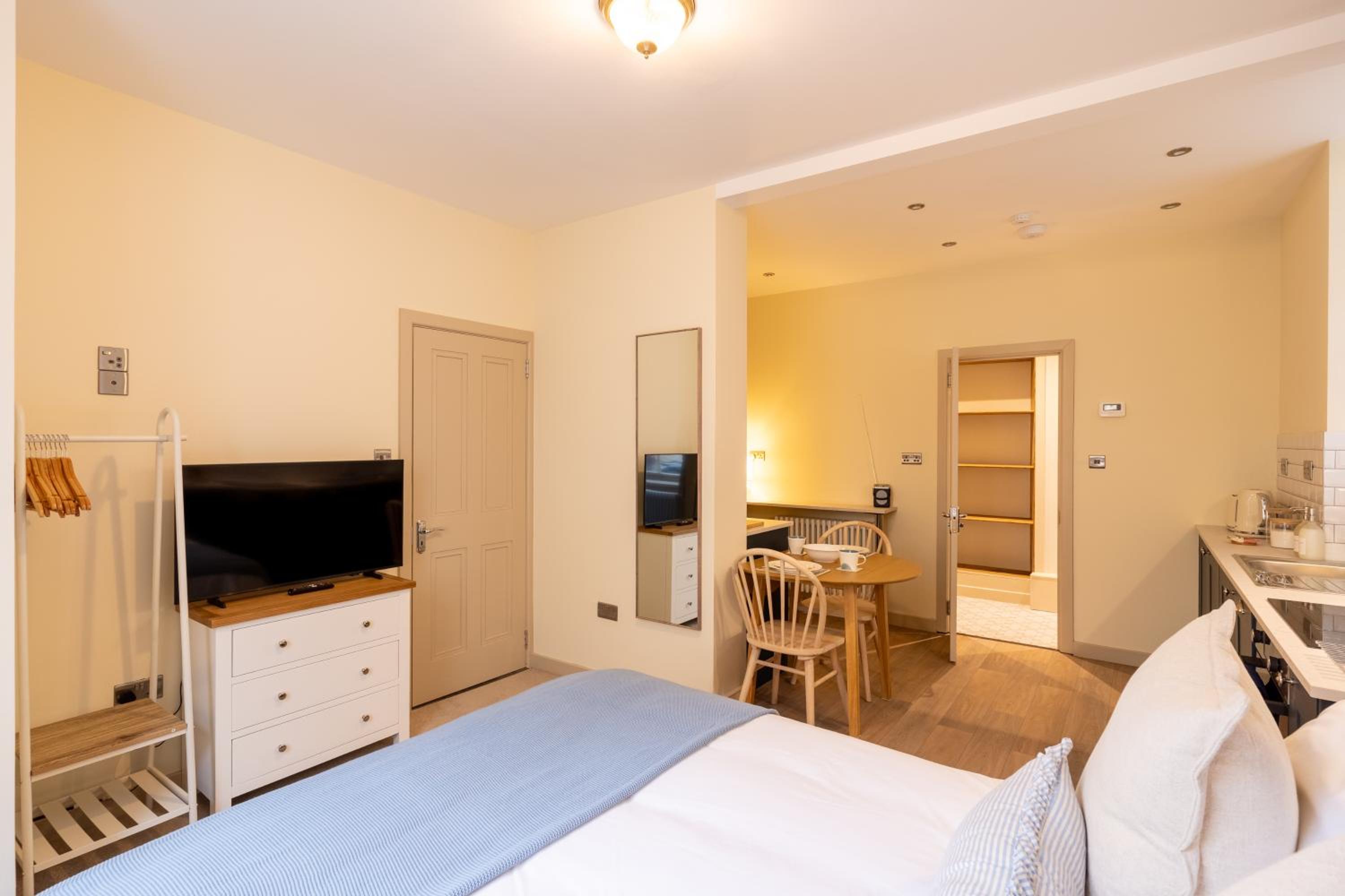 Delabere House - Luxury Cotswolds Holiday Apartments